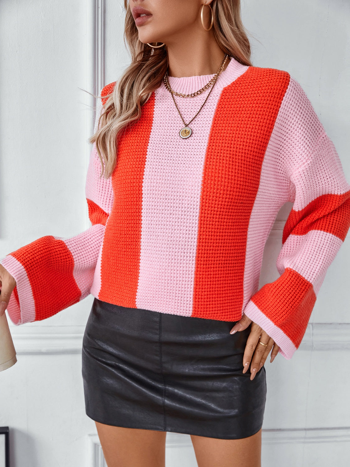 Color Block Round Neck Long Sleeve Sweater - Charming Charlie