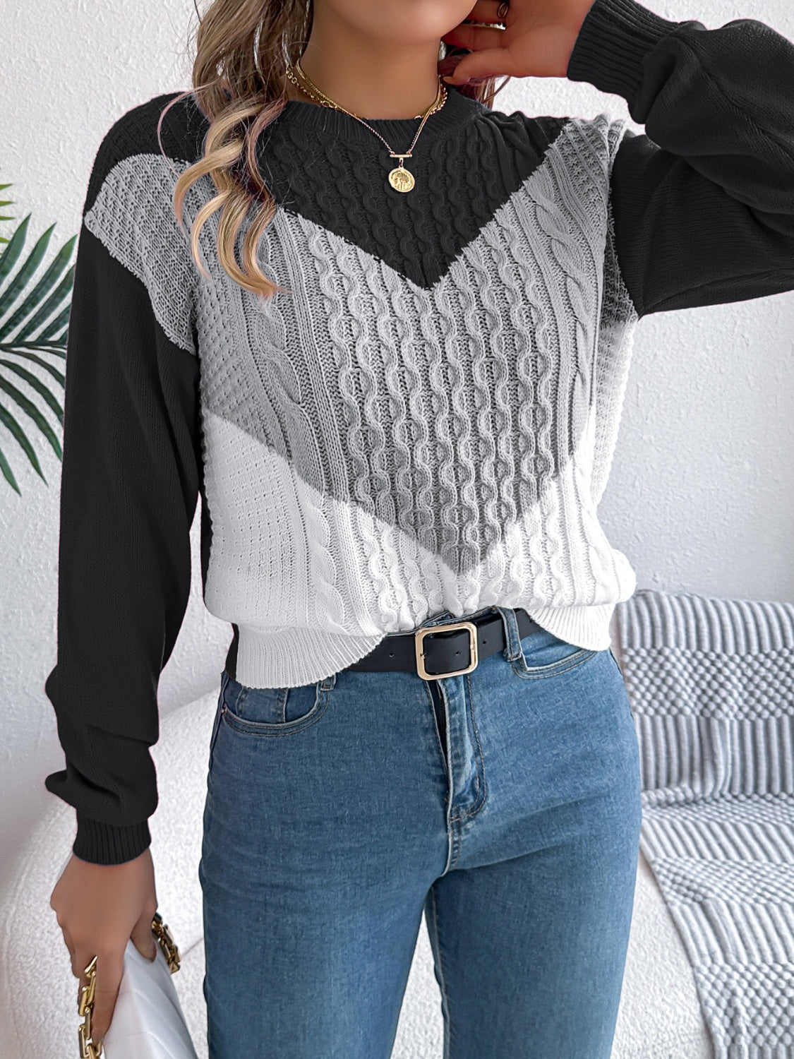 Contrast Round Neck Long Sleeve Sweater - Charming Charlie