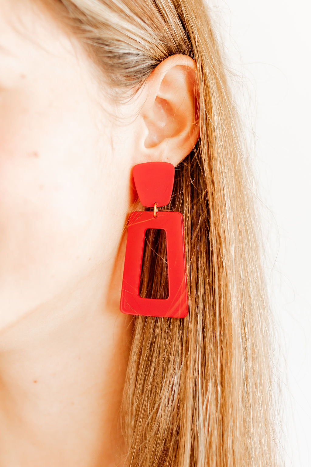 Kennedy - Solid Red - Charming Charlie