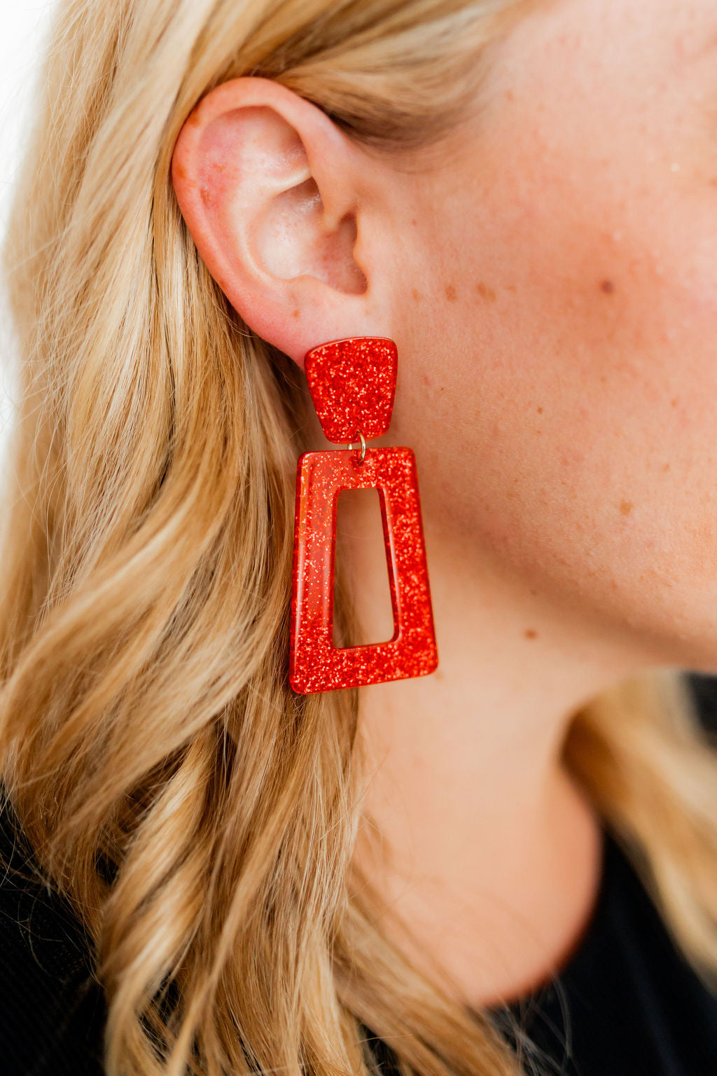 Kennedy - Red Glitter - Charming Charlie