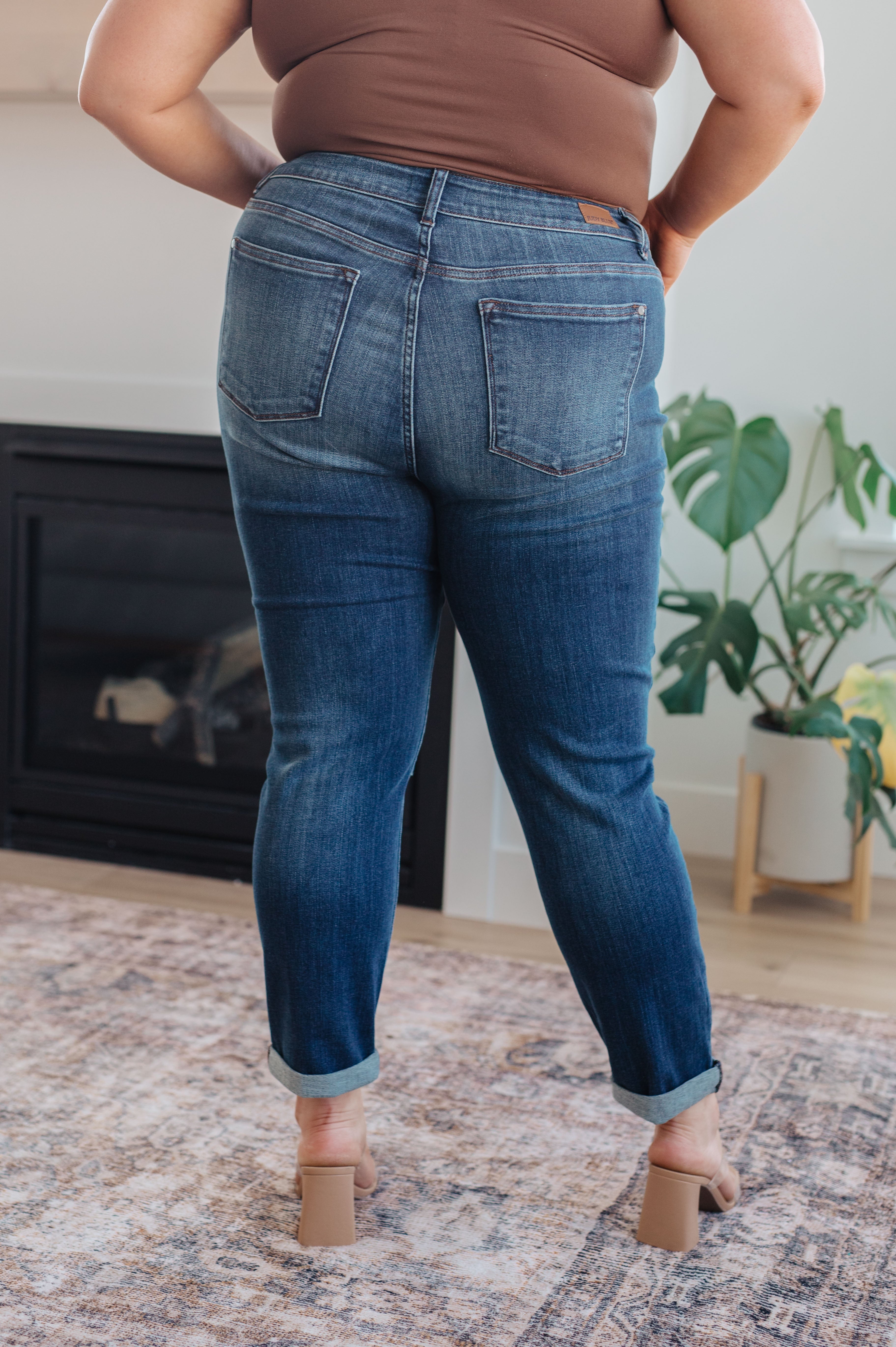 Amber Cuffed Slim Fit Dark Wash Jeans - Charming Charlie