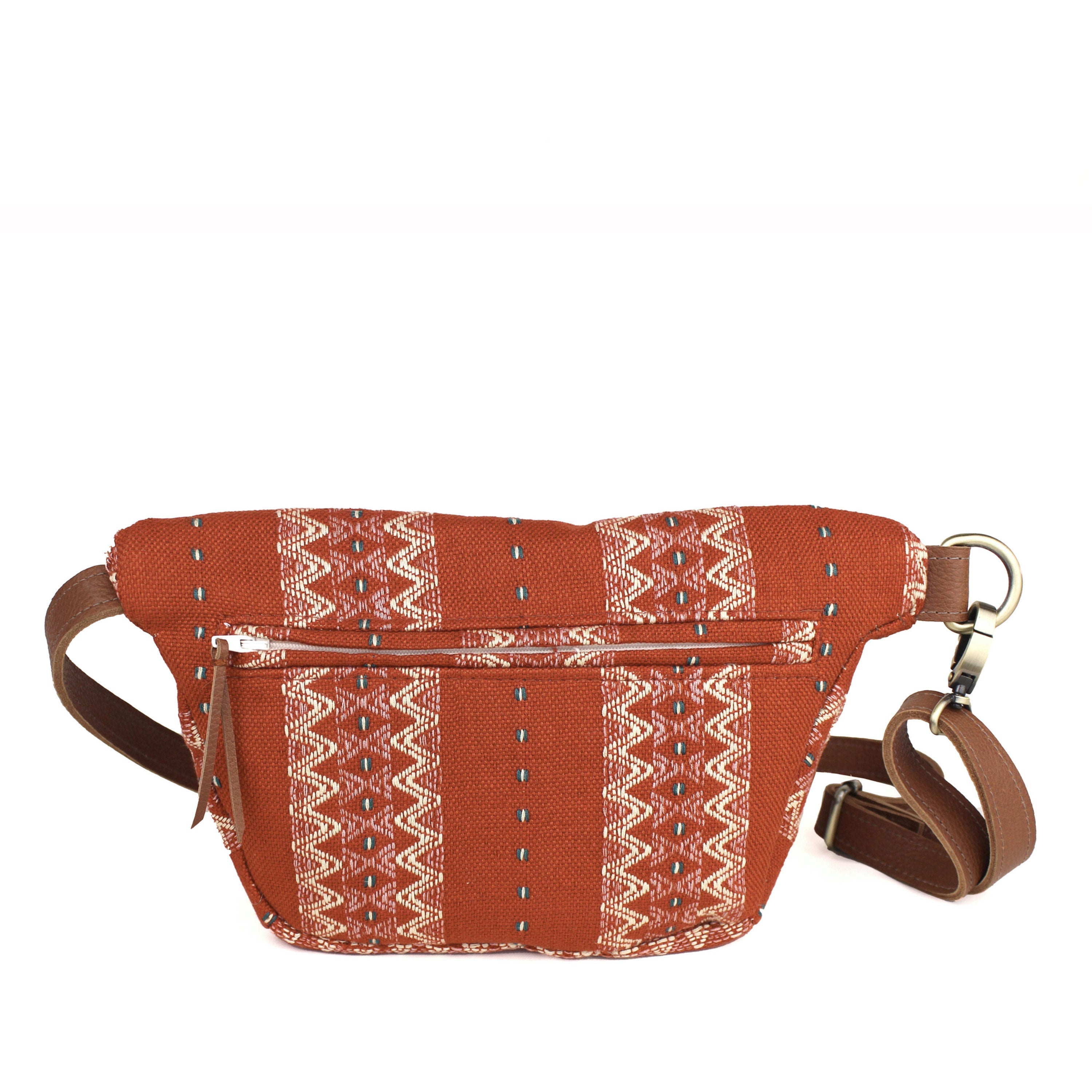 Cruza Sling - Charming Charlie