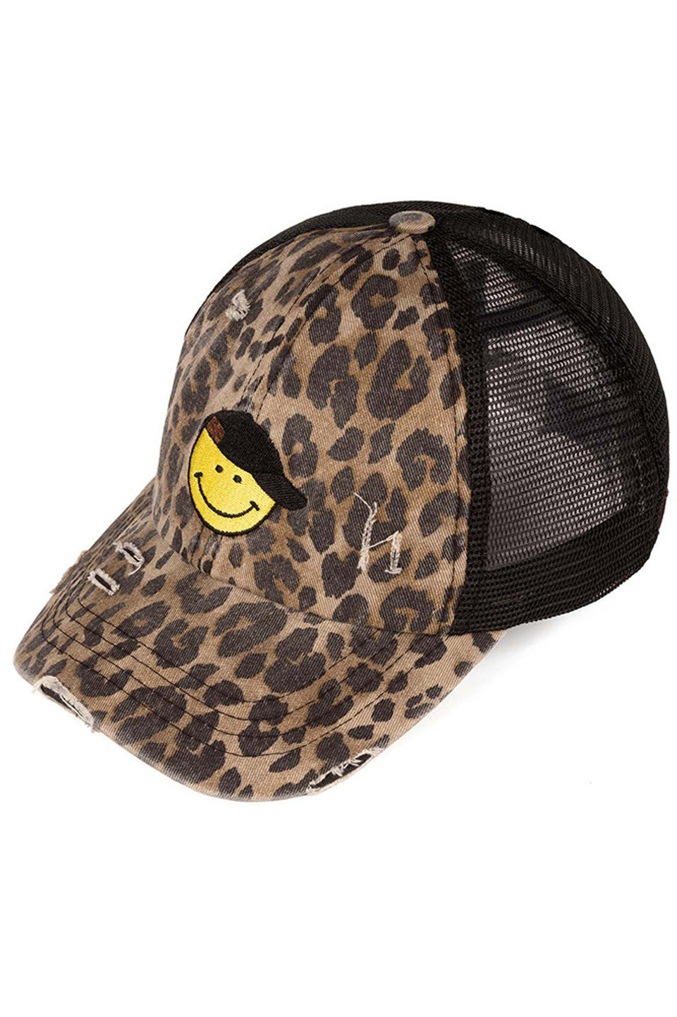 Baby Leopard C.C SMILE CRISS-CROSS PONY CAP is a versatile and stylish accessory. Made with high-quality materials and a unique criss-cross design, it offers a secure and comfortable fit. Perfect for any season, this cap adds a touch of fashion to any outfit.
