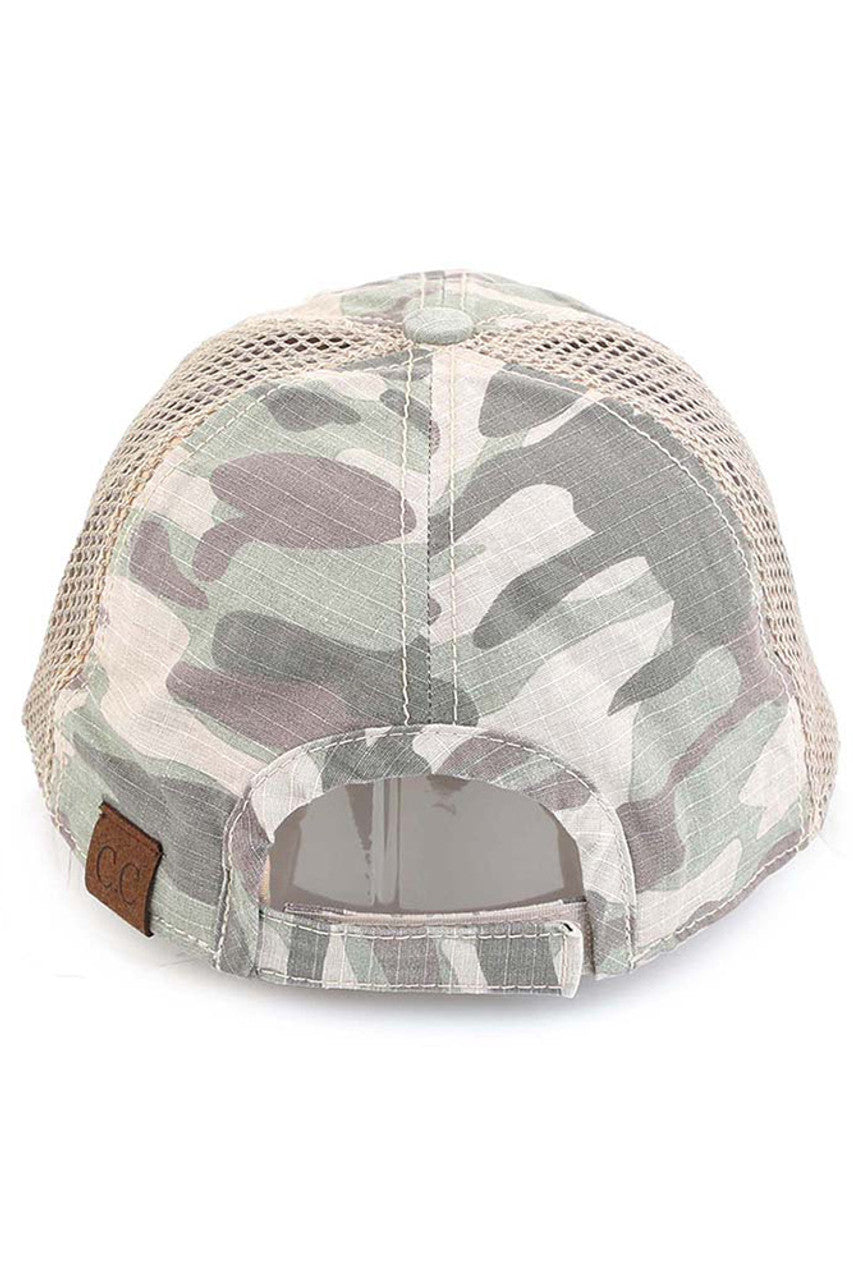 Beige C.C American flag embroidery camo baseball cap is the perfect accessory for any patriotic American. With its unique camo design and expert embroidery, this cap combines style with a show of national pride. Made with high-quality materials, it is both comfortable and durable.