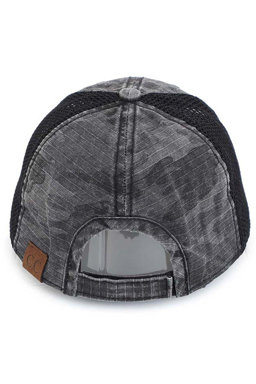 Black C.C American flag embroidery camo baseball cap is the perfect accessory for any patriotic American. With its unique camo design and expert embroidery, this cap combines style with a show of national pride. Made with high-quality materials, it is both comfortable and durable.