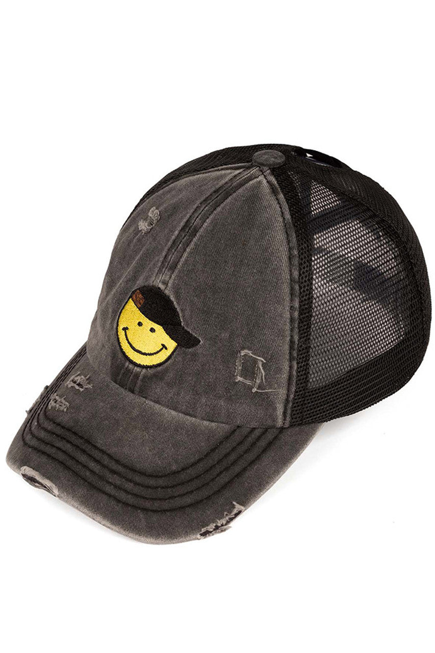 Black C.C SMILE CRISS-CROSS PONY CAP is a versatile and stylish accessory. Made with high-quality materials and a unique criss-cross design, it offers a secure and comfortable fit. Perfect for any season, this cap adds a touch of fashion to any outfit.