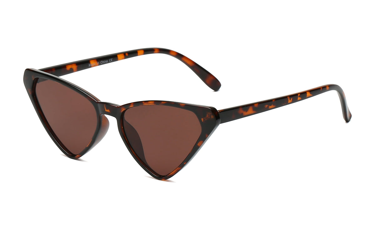 Samara | Women High Pointed Retro Cat Eye Sunglasses - Charming Charlie