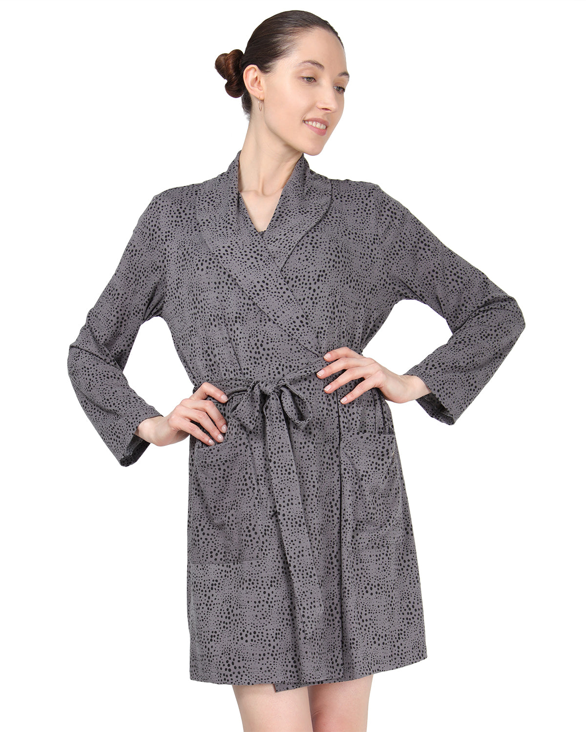 Women's Shawl Collar Long Sleeve Robe with Front Pockets - Charming Charlie