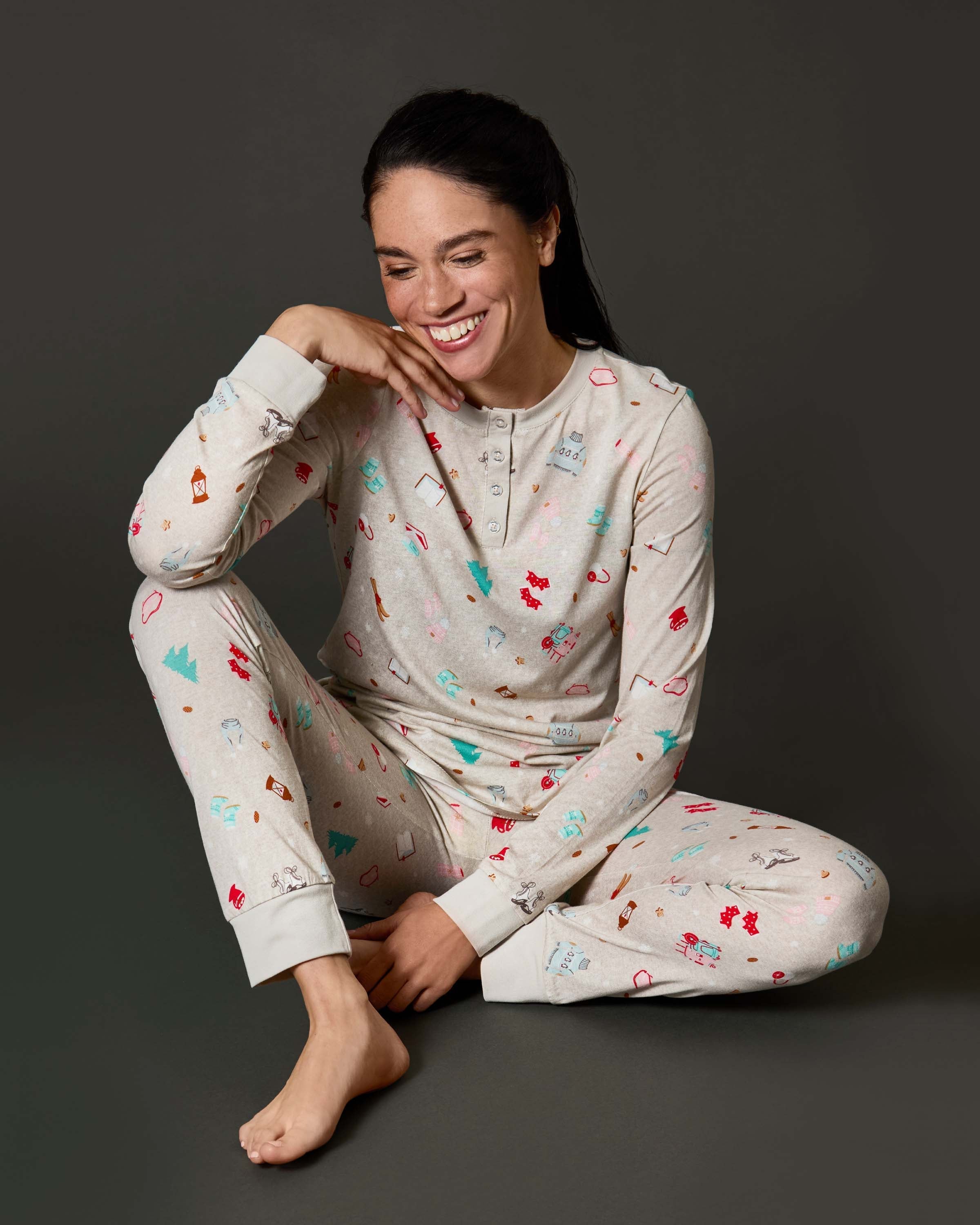 Women's Holiday Getaway Two-Piece PJ Set in a Bag - Charming Charlie