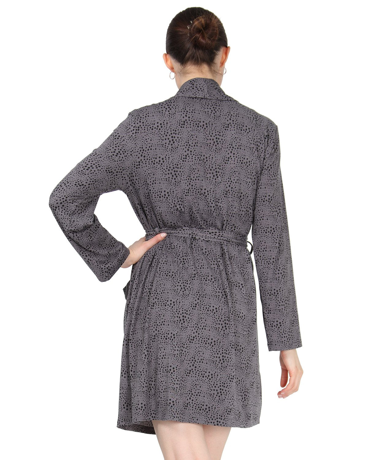 Women's Shawl Collar Long Sleeve Robe with Front Pockets - Charming Charlie