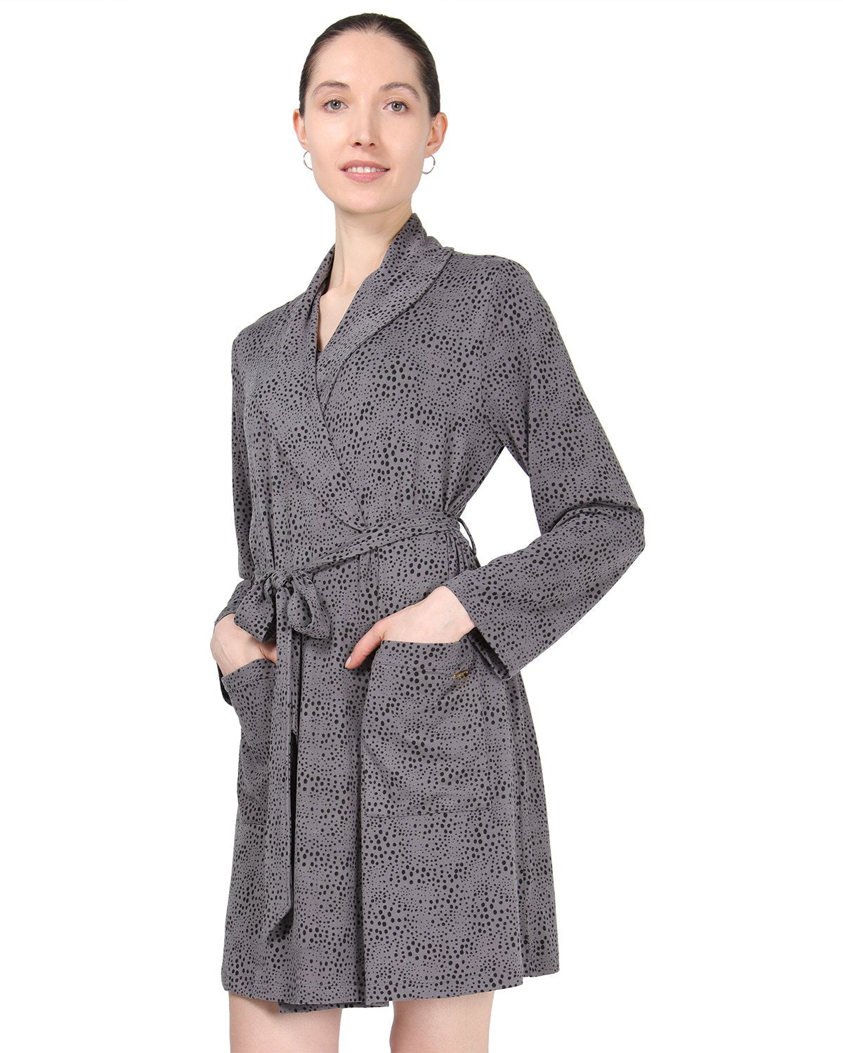 Women's Shawl Collar Long Sleeve Robe with Front Pockets - Charming Charlie