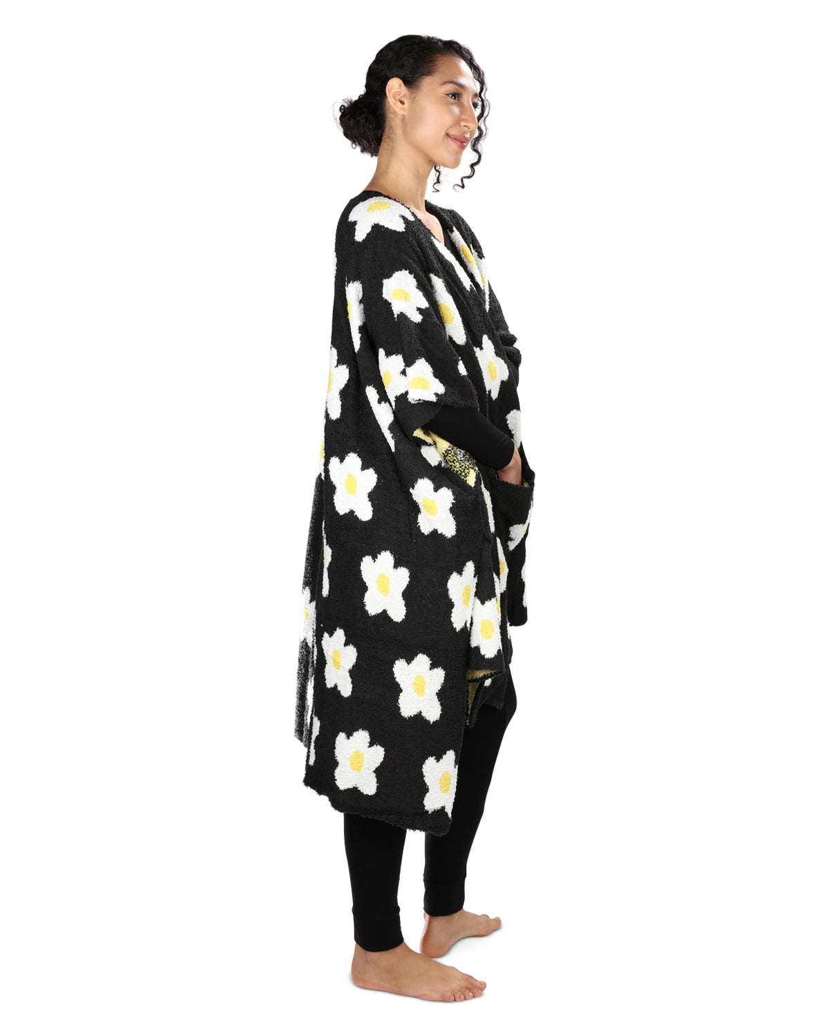 Women's Daisy Cozy Knit Wearable Throw Robe - Charming Charlie