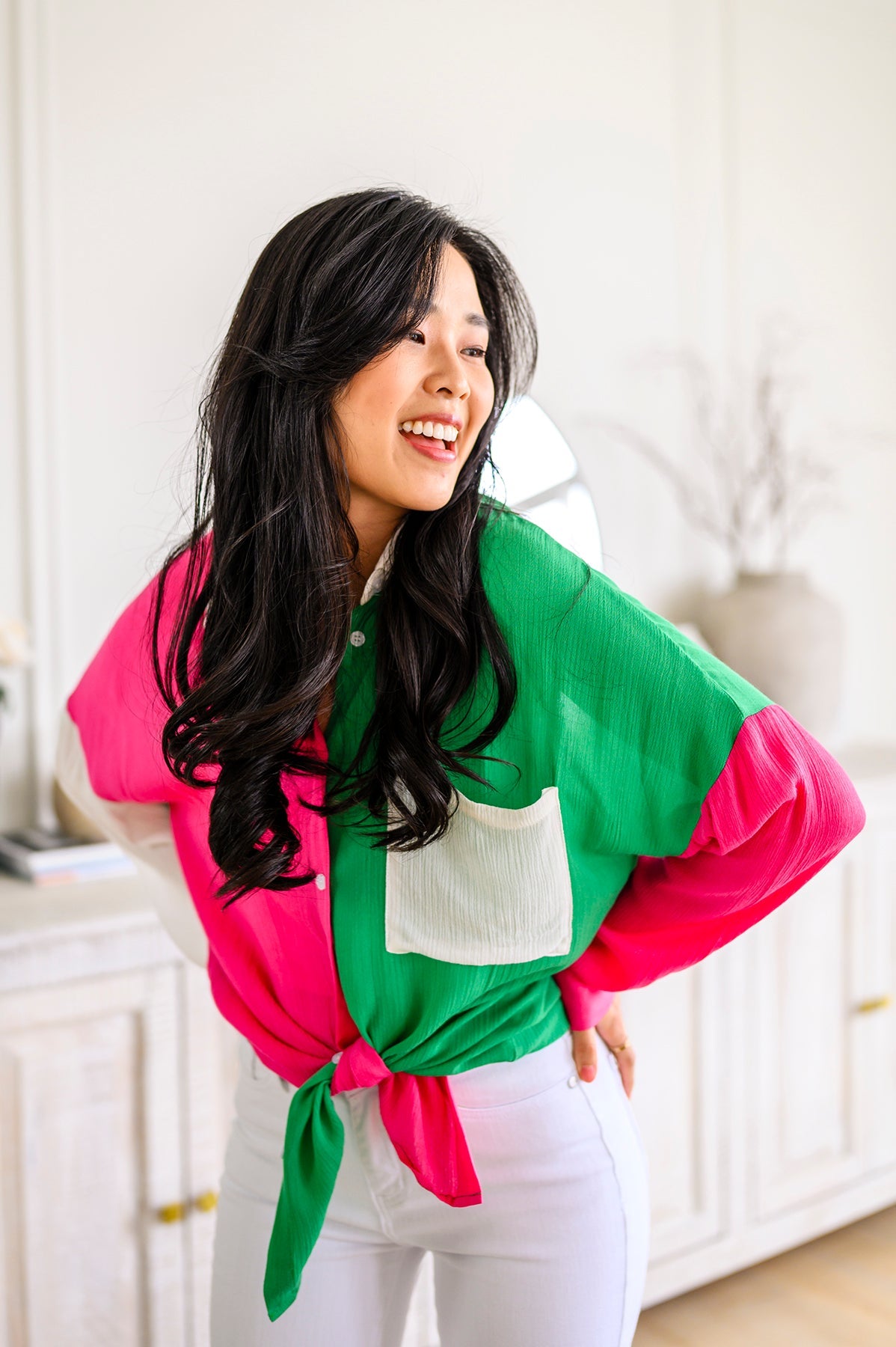 Capture the Day Two Toned Button Up Kelly - Charming Charlie