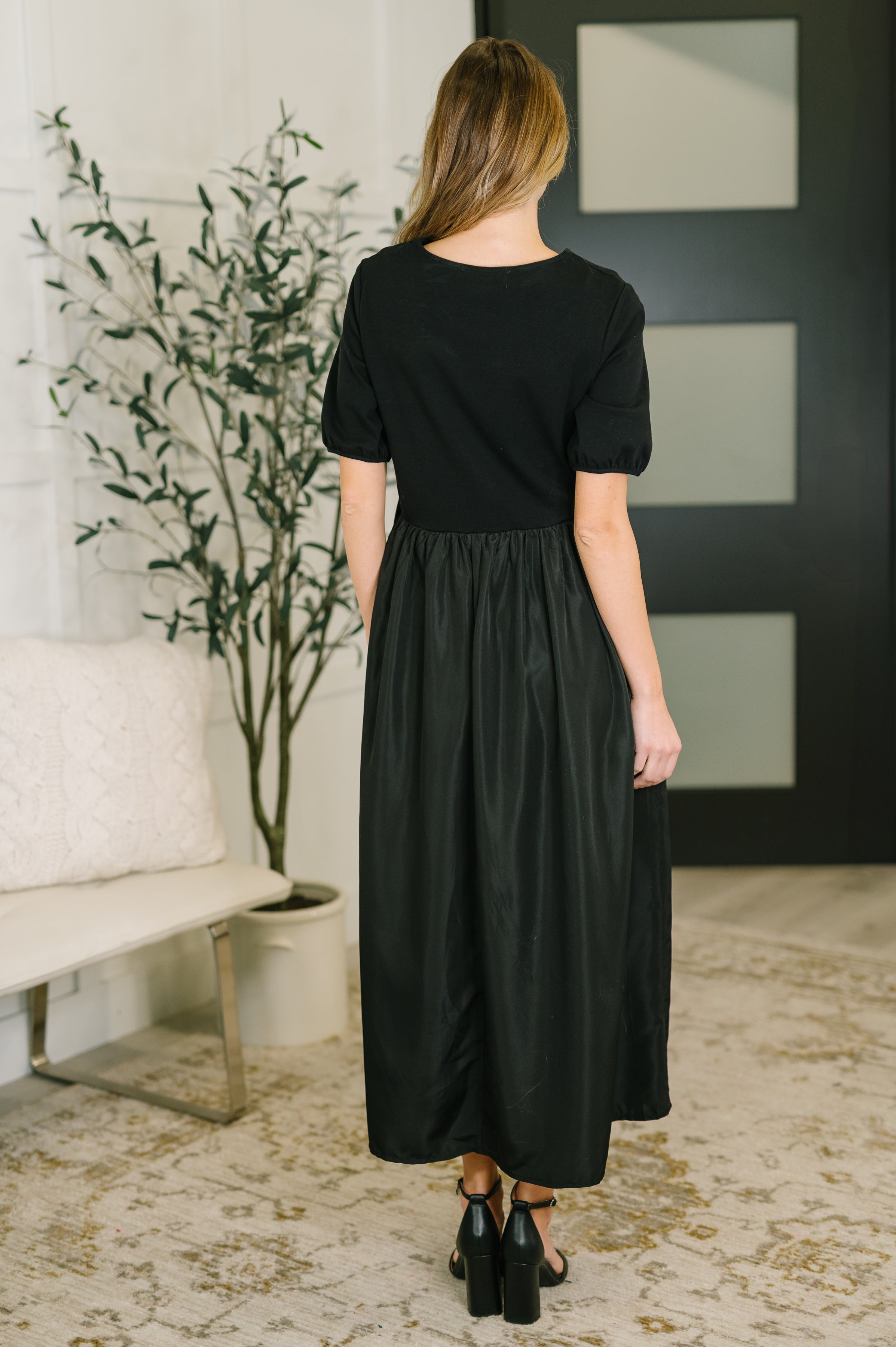 Contrast Charm Midi Black Dress - Charming Charlie