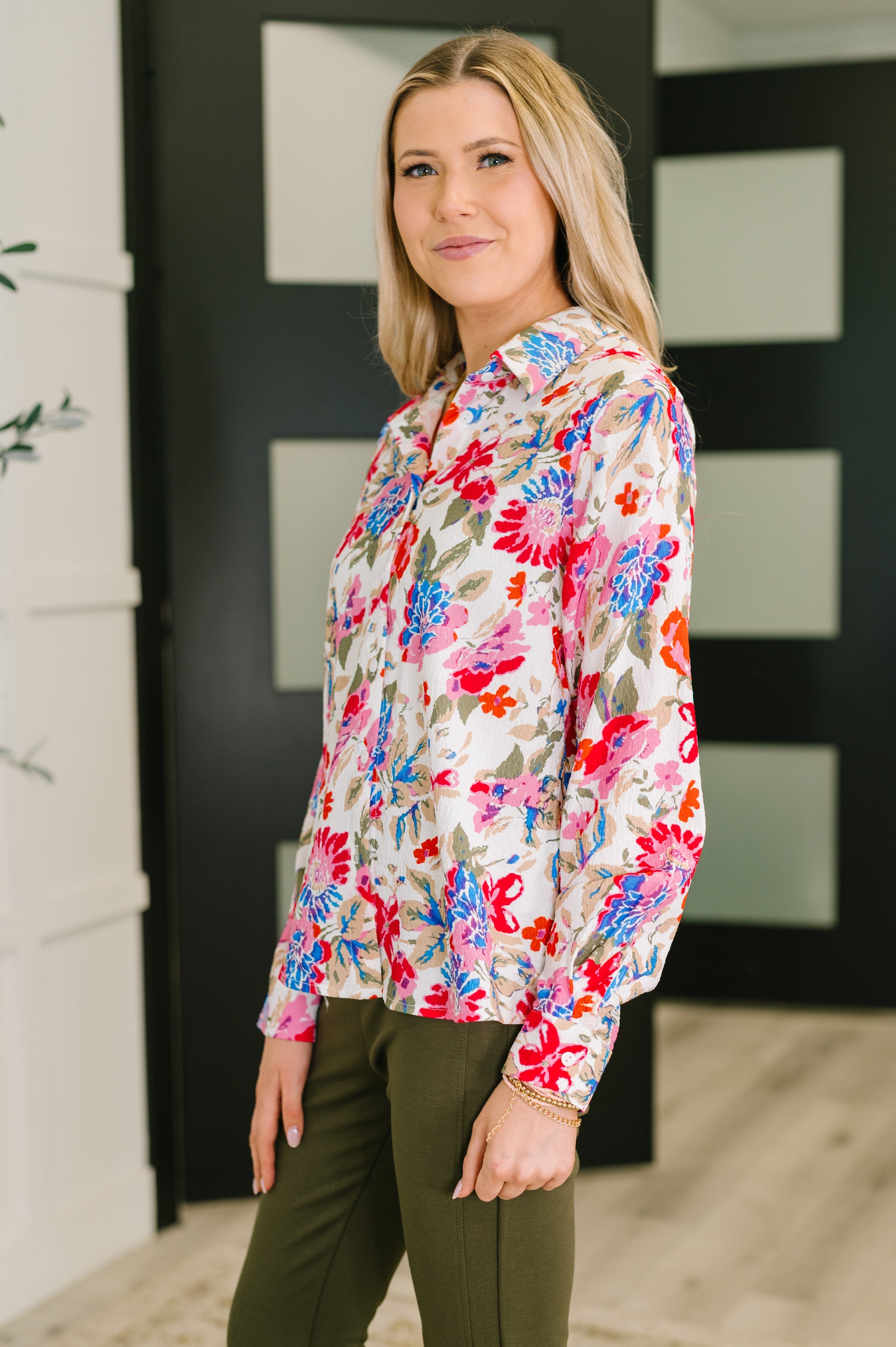 Distinguished Guest Floral Button Down - Charming Charlie