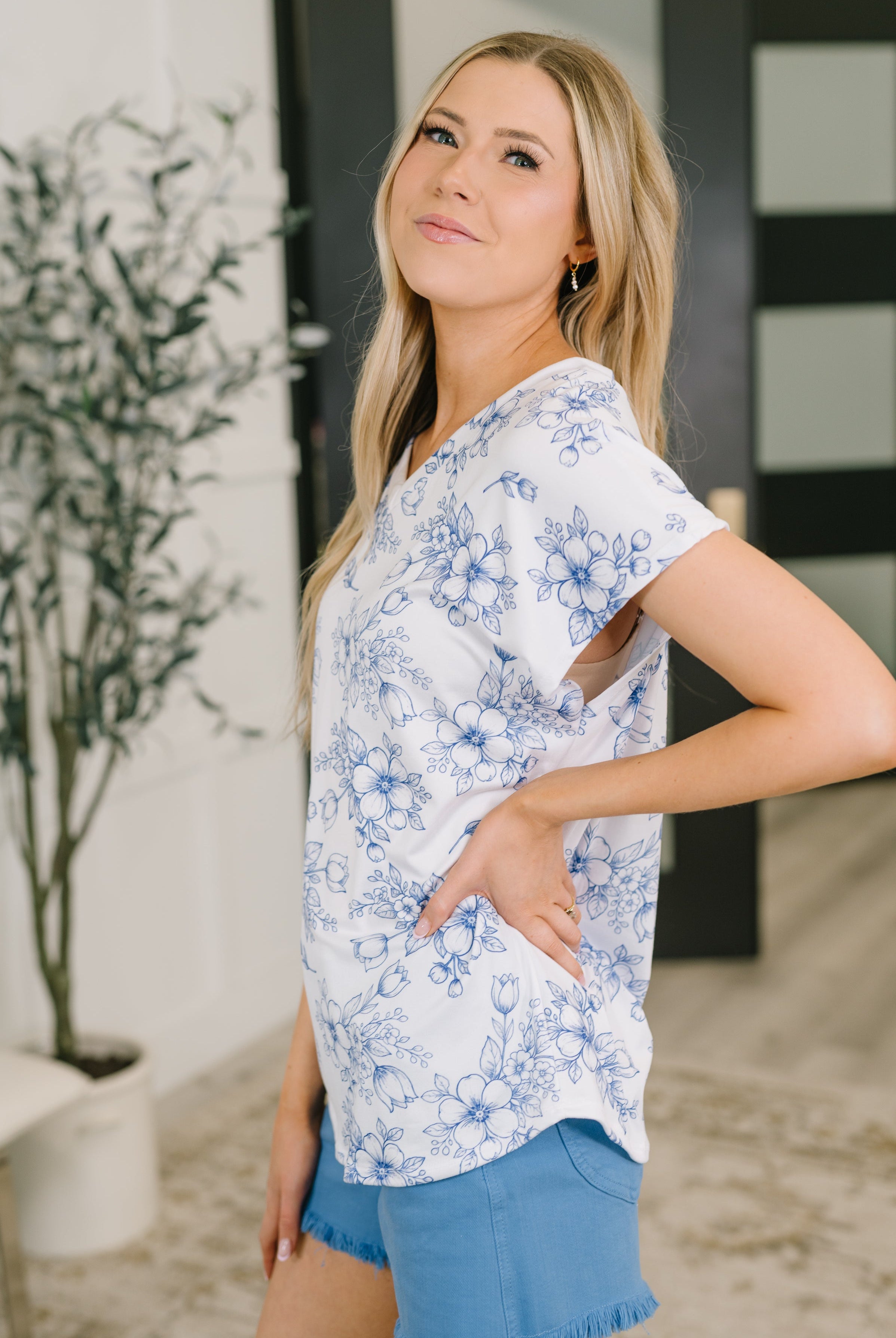 Down Right Delicate V-Neck Floral Top - Charming Charlie