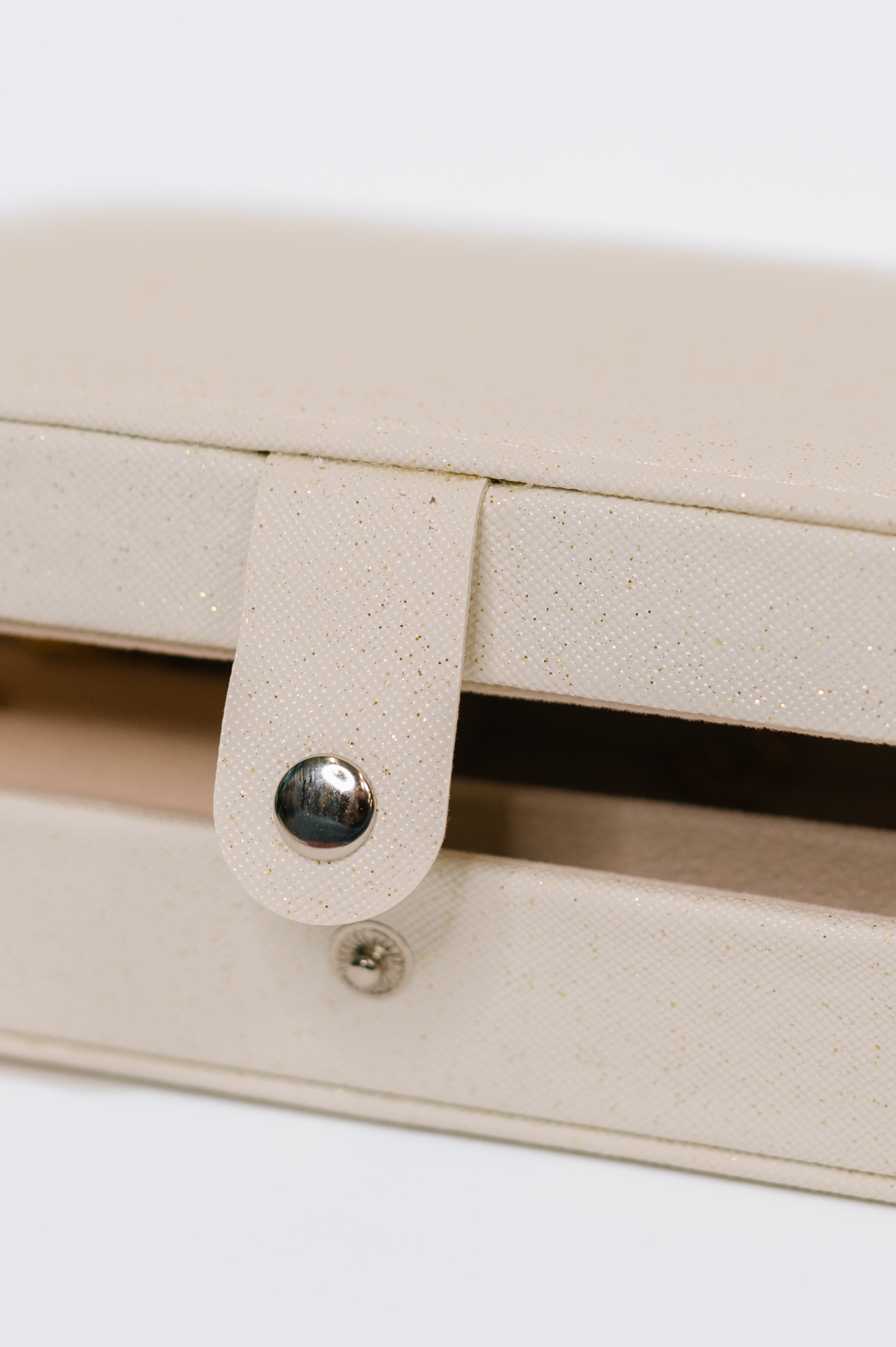 Everywhere In Between Jewelry Organizer - Charming Charlie