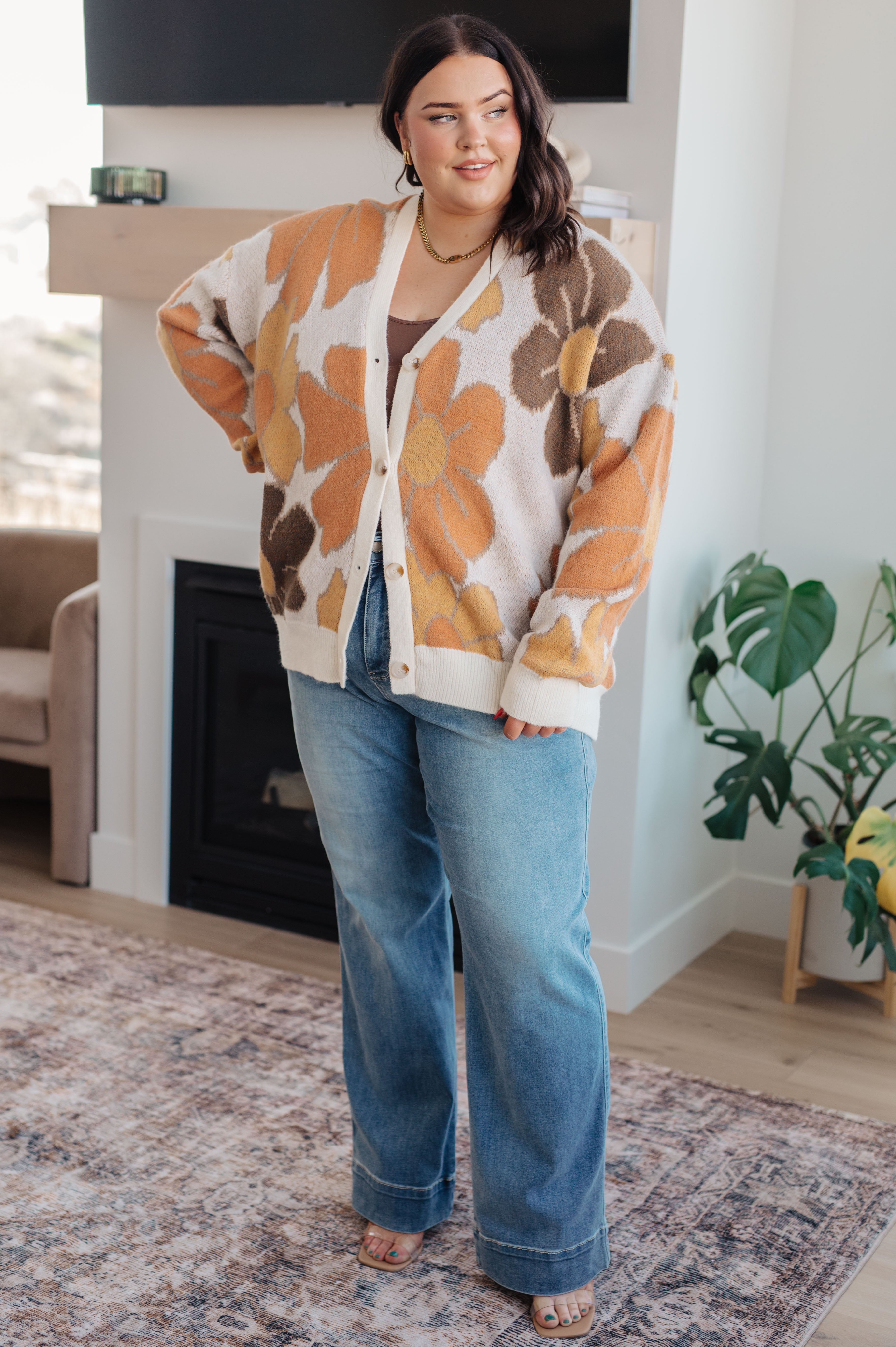 Exquisitely Mod Floral Cardigan - Charming Charlie