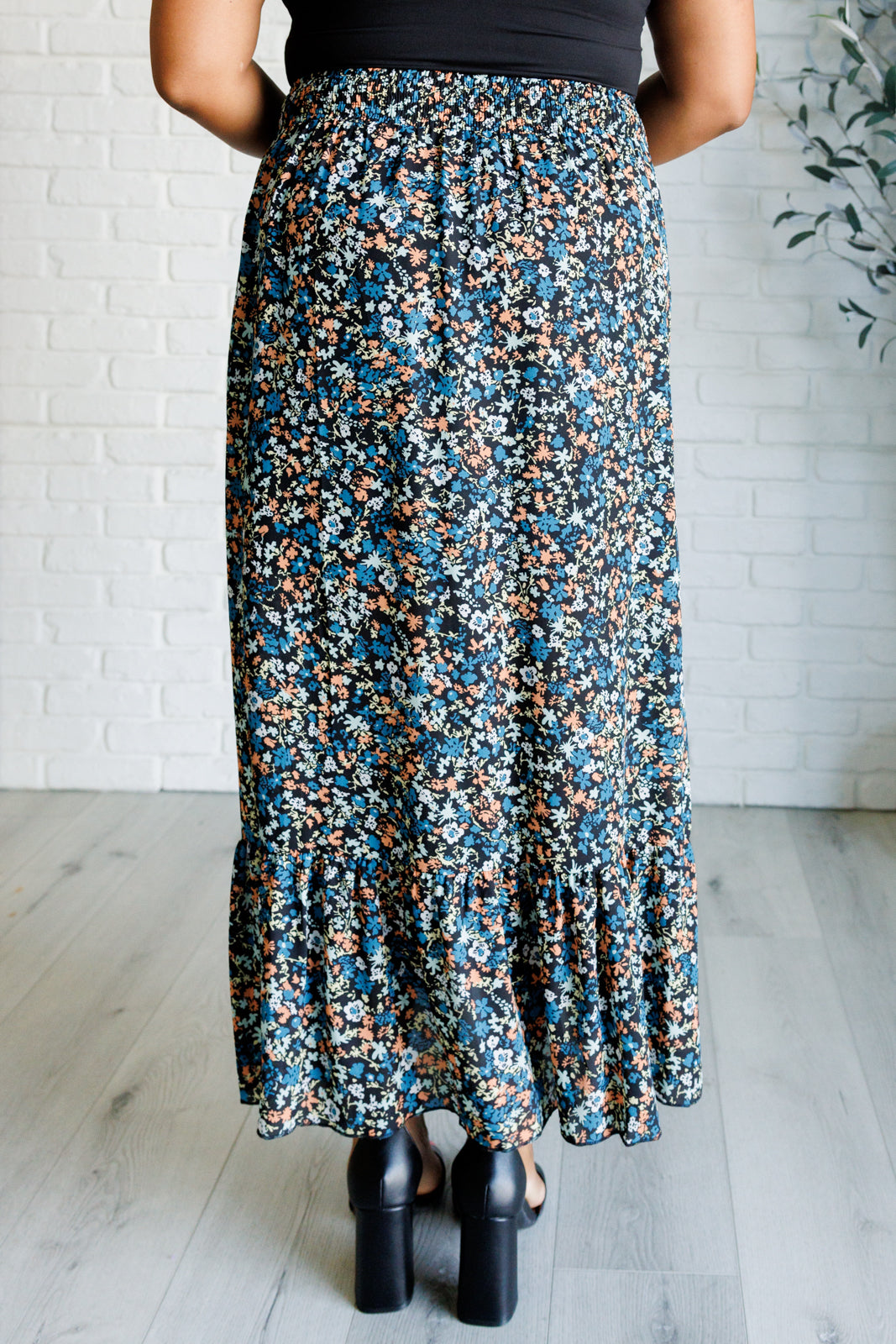 Flutter of Florals V-Neck Crop and Skirt Set - Charming Charlie