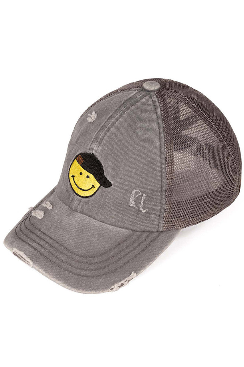 Gray C.C SMILE CRISS-CROSS PONY CAP is a versatile and stylish accessory. Made with high-quality materials and a unique criss-cross design, it offers a secure and comfortable fit. Perfect for any season, this cap adds a touch of fashion to any outfit.