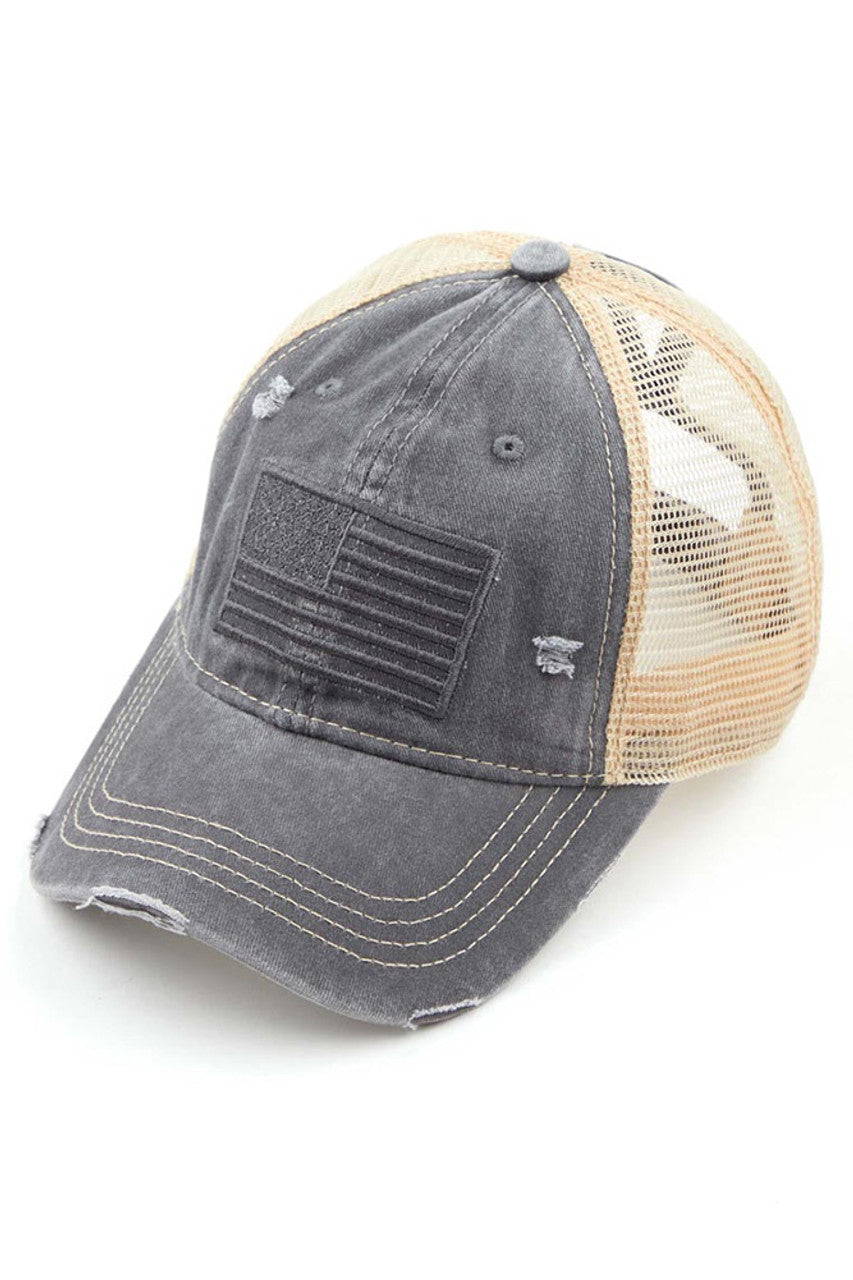 Grey C.C U.S.A EMBROIDERY American Flag PONYCAP features premium quality materials and intricate embroidery of the American flag, perfect for proudly representing your country. The cap's design is stylish and versatile, making it suitable for various occasions. Show your patriotism with pride and style.