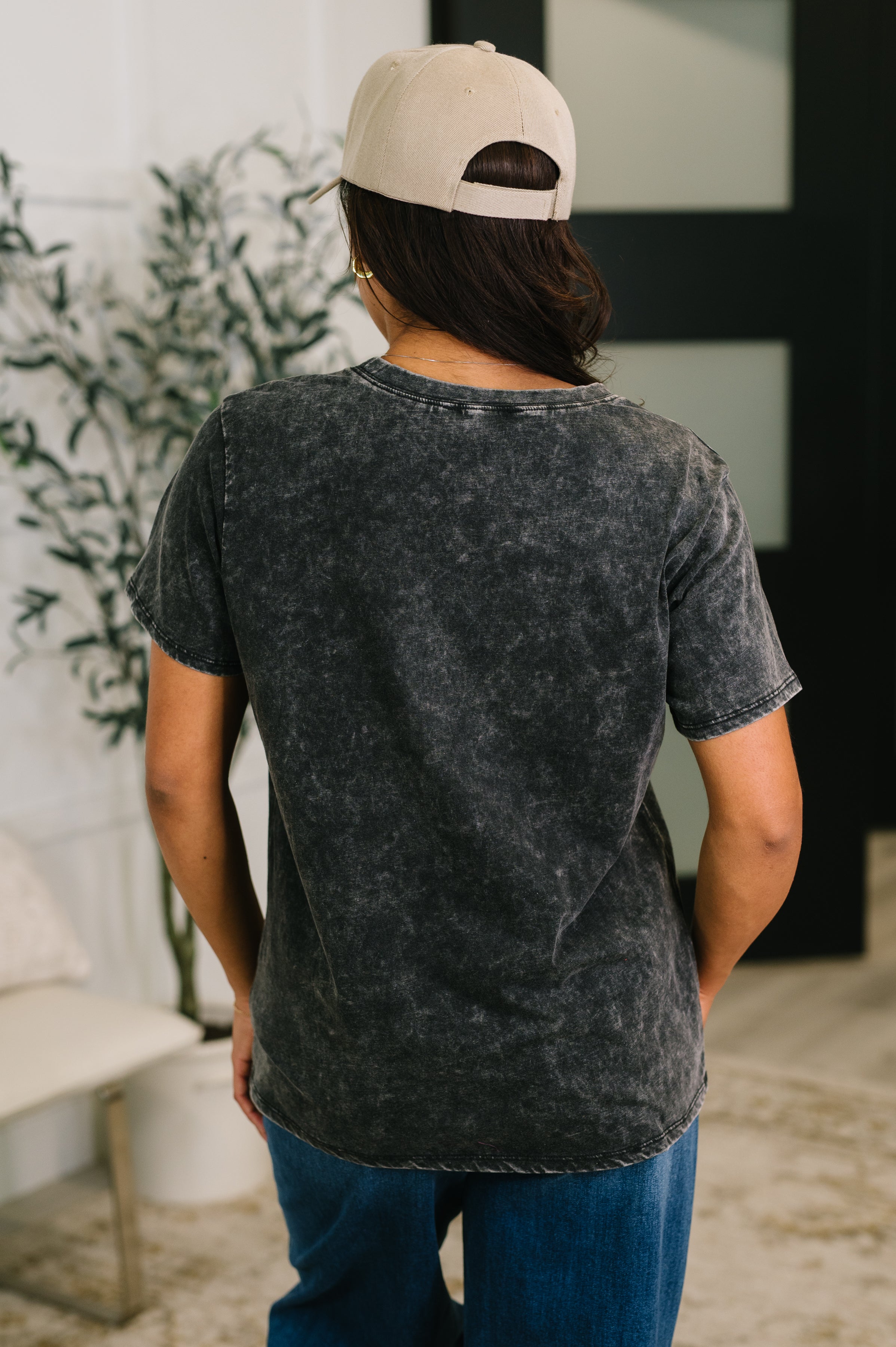 Had to Be There Mineral Wash Tee in Ash Black - Charming Charlie
