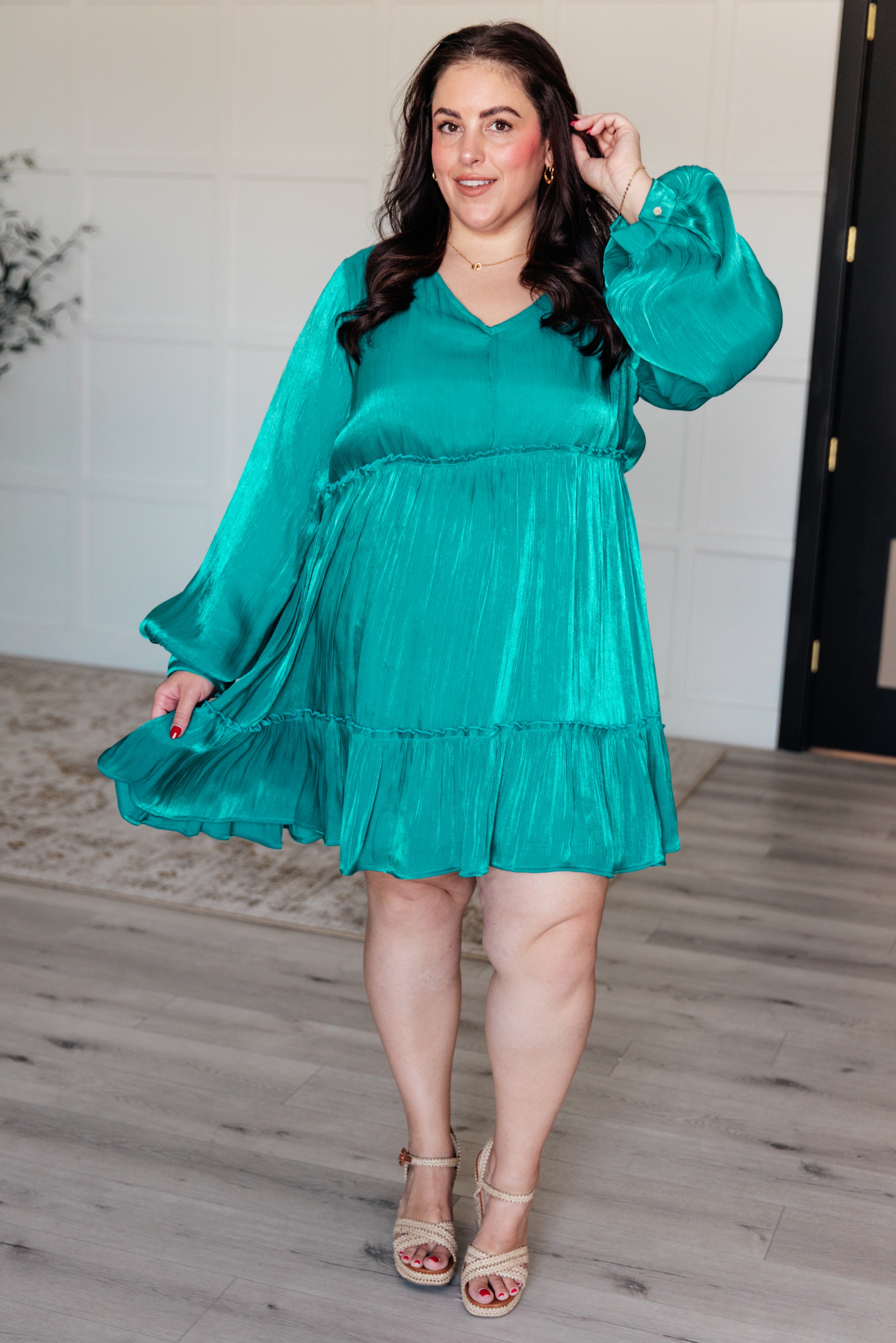 Head Held High V-Neck Balloon Sleeve Dress – Charming Charlie