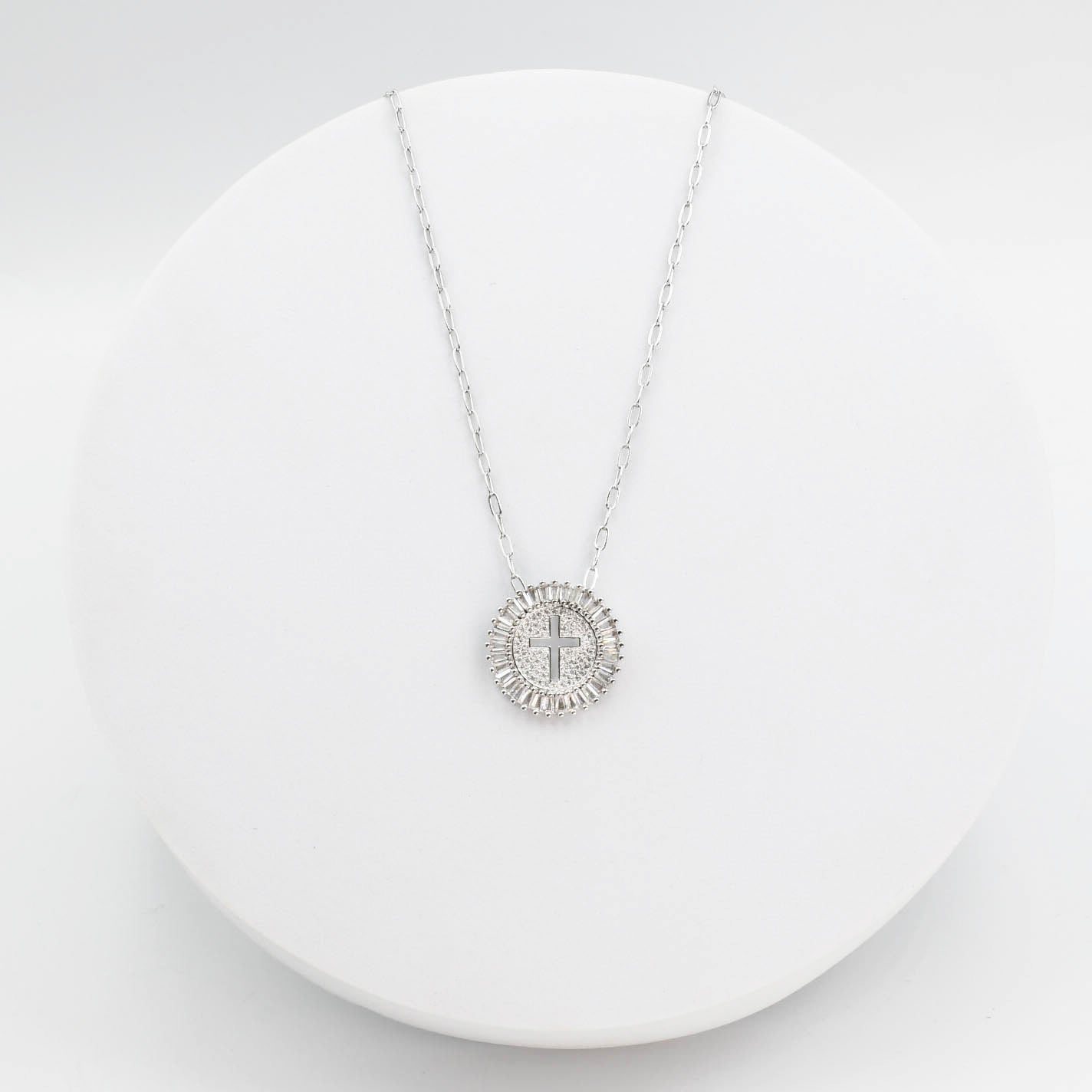 premium silver necklace crafted for everyday wear, offering a dainty handcrafted style with a waterproof, hypoallergenic, tarnish free finish, ideal for minimal modern jewelry lovers, available as wholesale for boutiques