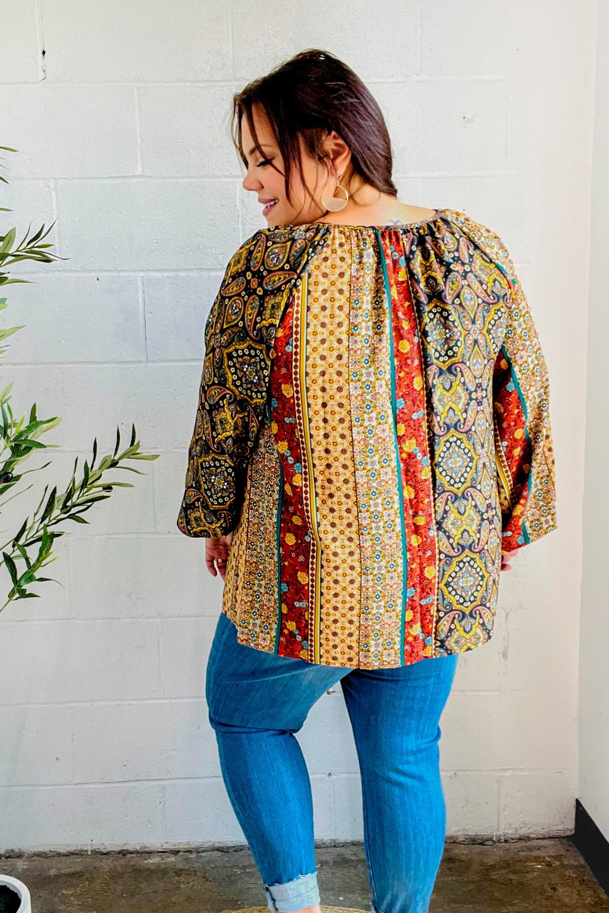 Weekend Ready Black & Rust Paisley Raglan Keyhole Tie Top - Charming Charlie