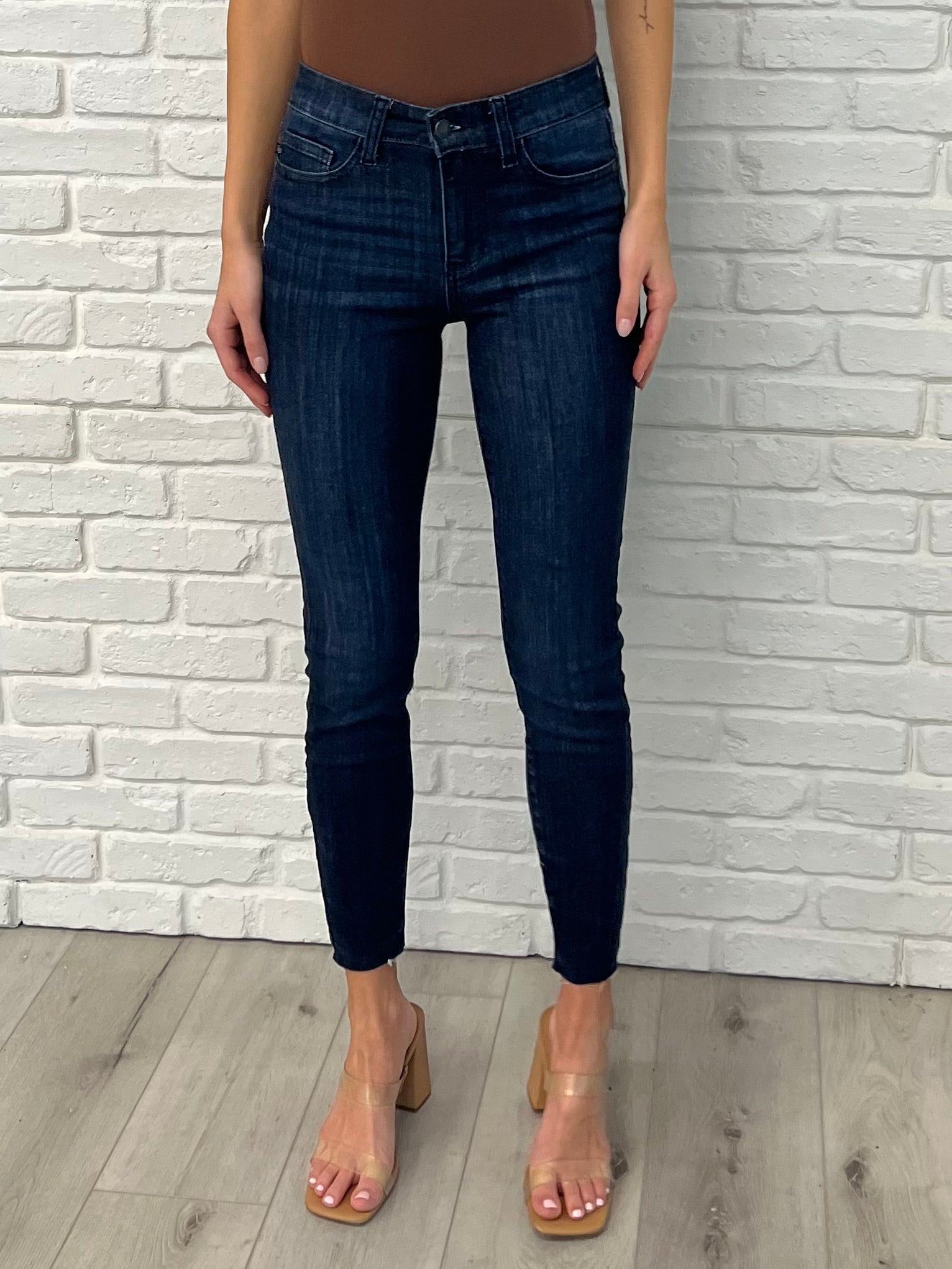 Fallon Mid Rise Adjustable Waist Raw Hem Skinny Jeans - Charming Charlie