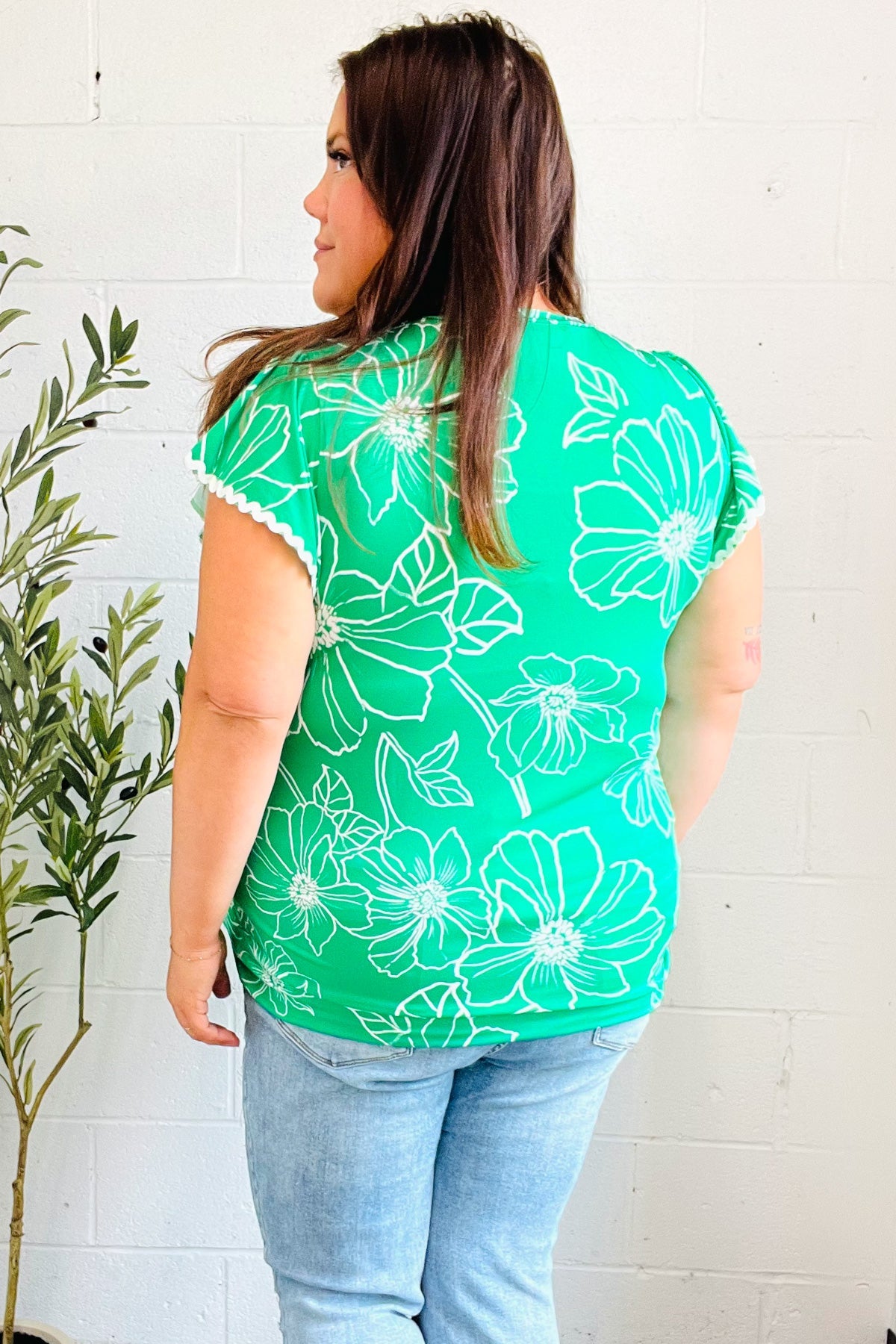 Follow Me Emerald Floral Ric Rac Trim Flutter Sleeve Top - Charming Charlie