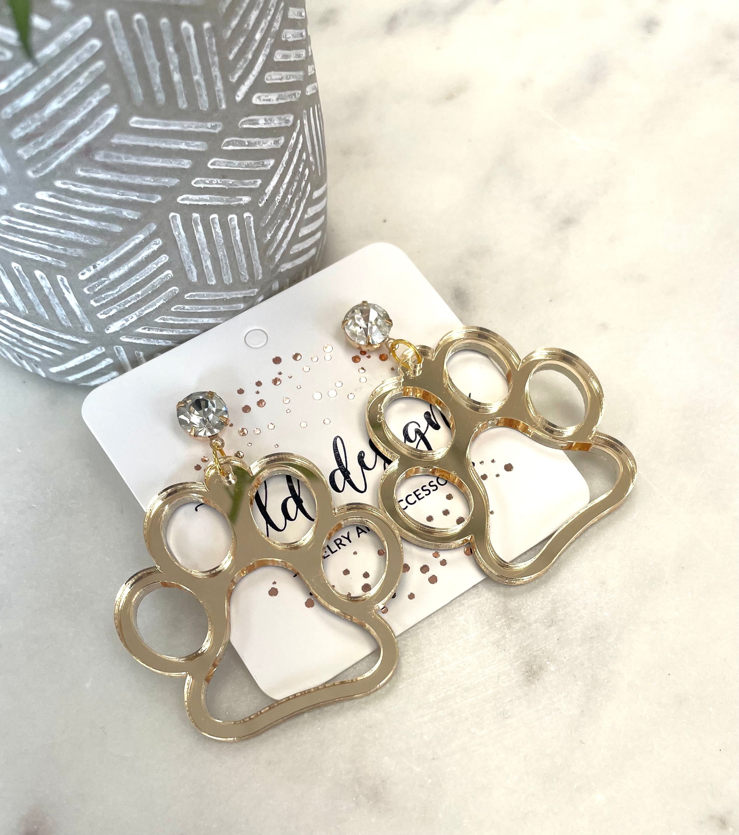 Game Day Paws Earring - Charming Charlie