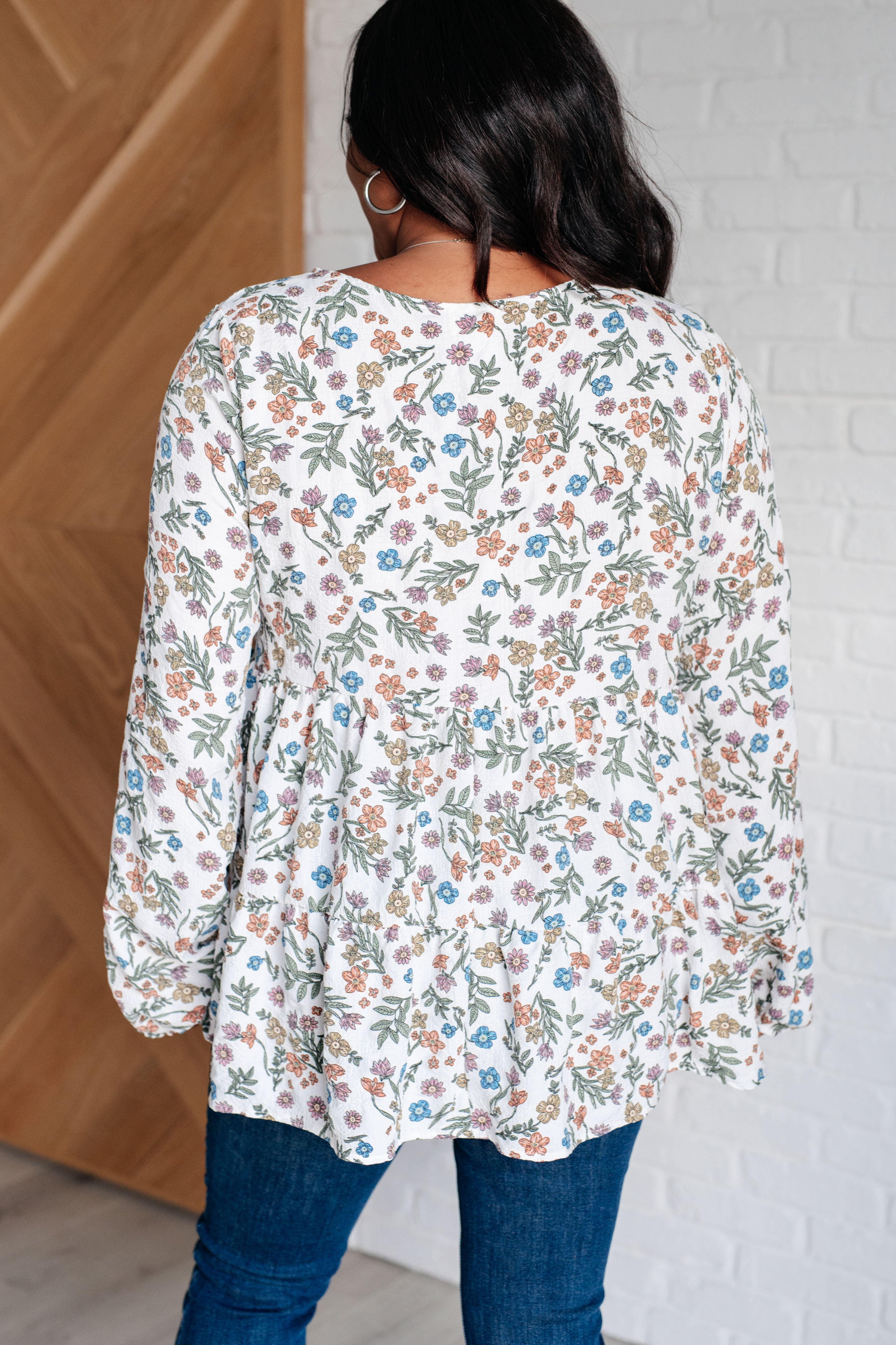 I Think I Can V-Neck Floral Top - Charming Charlie