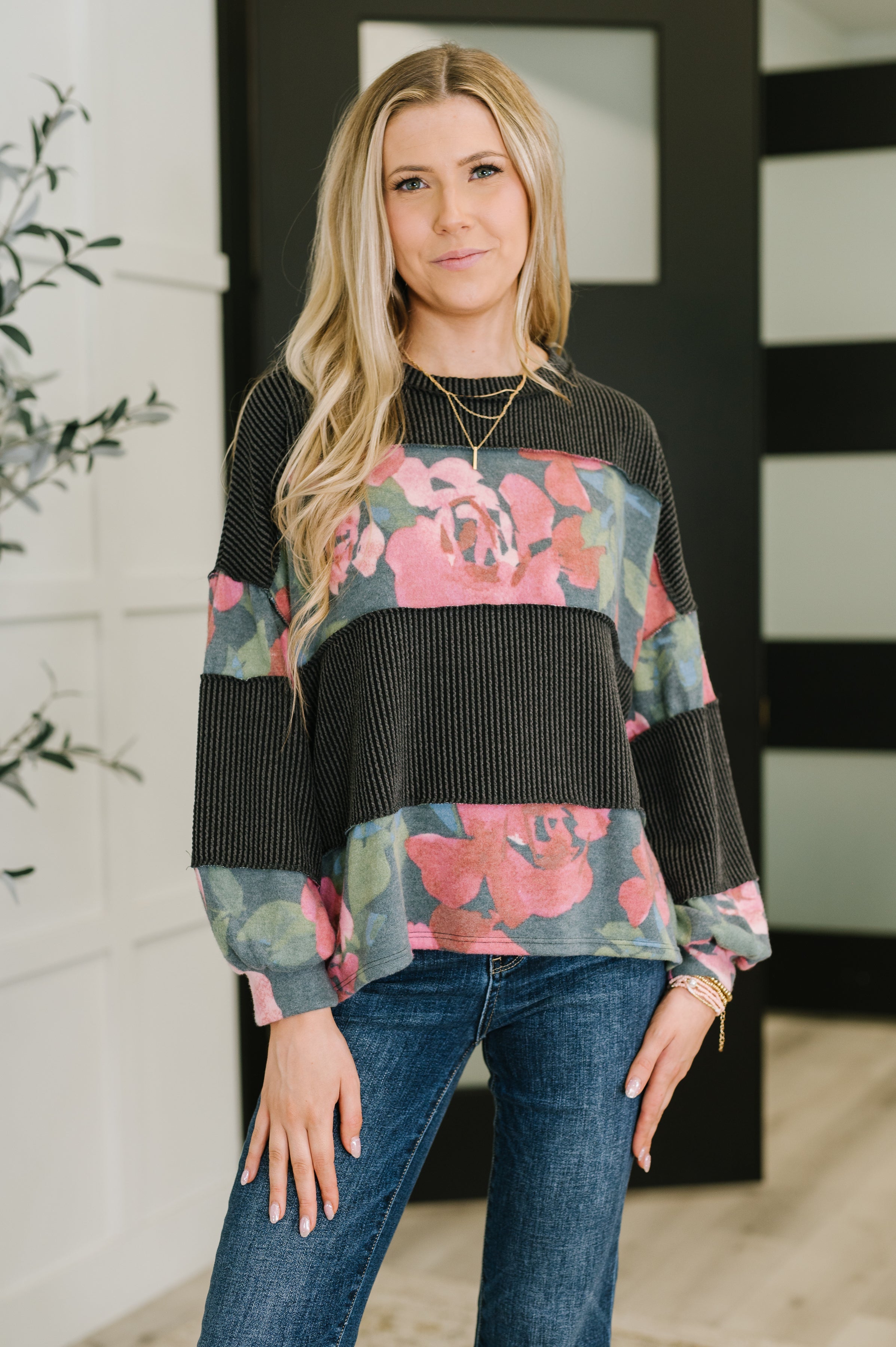 In the Spotlight Contrast Pullover - Charming Charlie