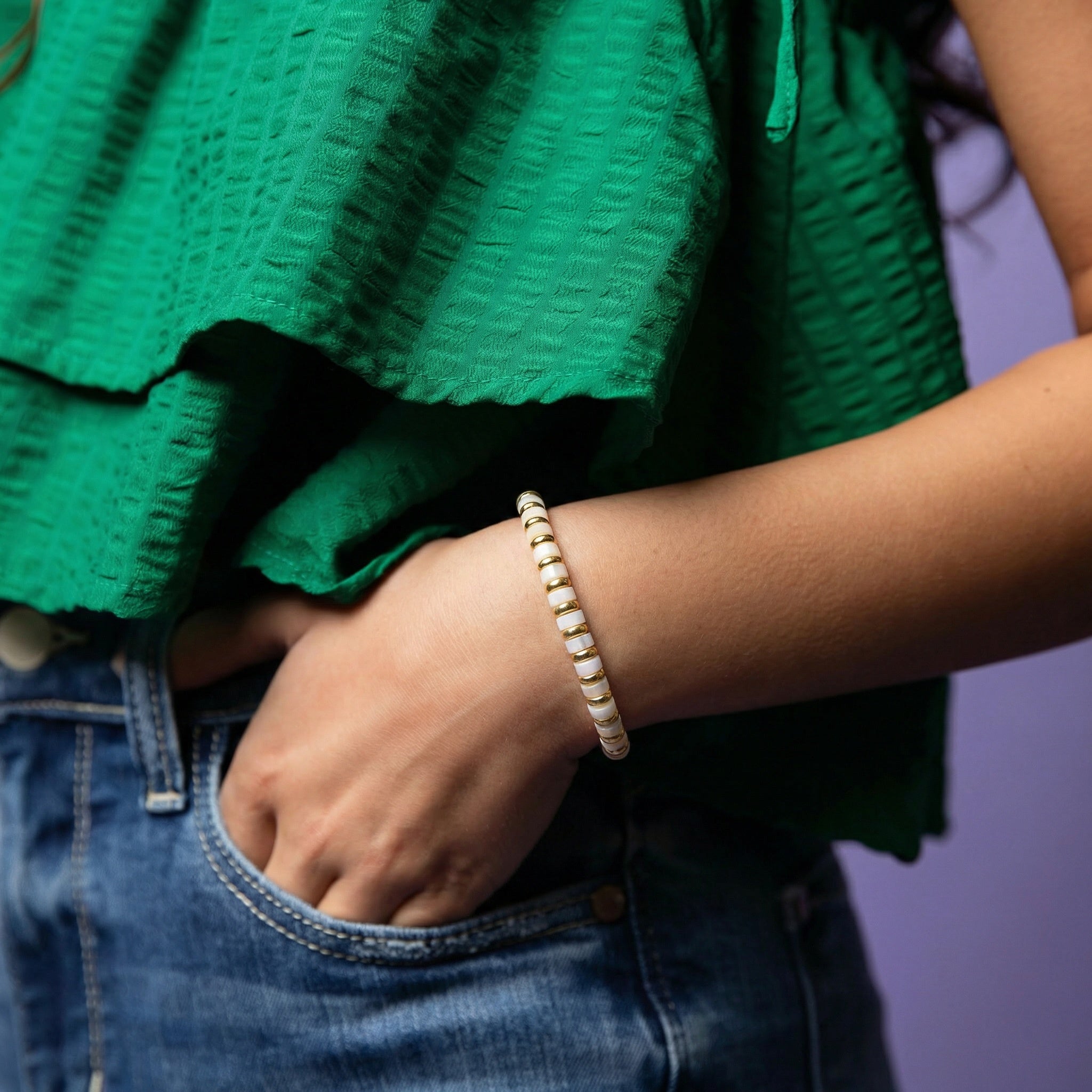18k Gold Plated White Shell Beaded Stretch Bracelet with Gold Spacers