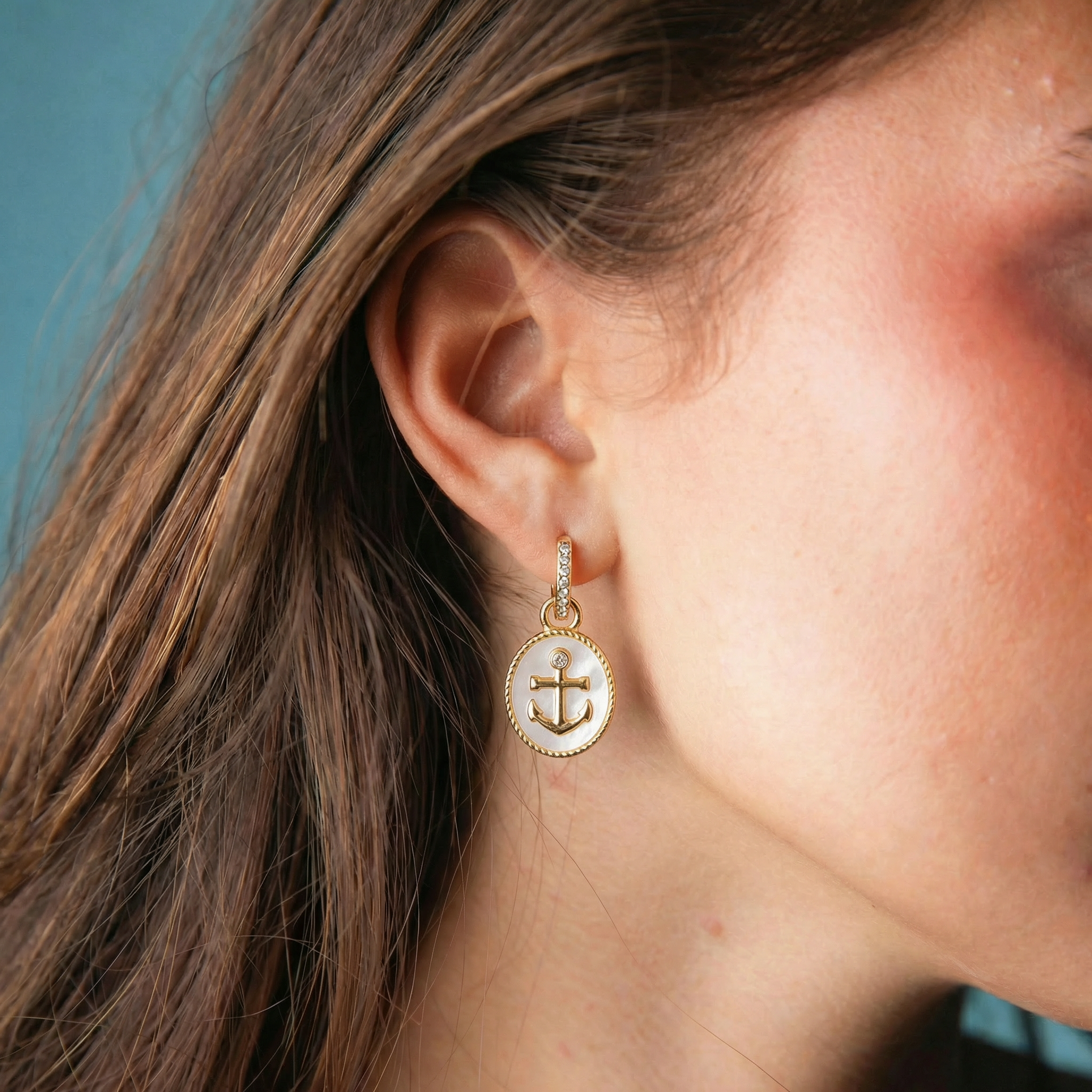 18k Gold Plated Huggie with Shell Oval with Anchor Earring