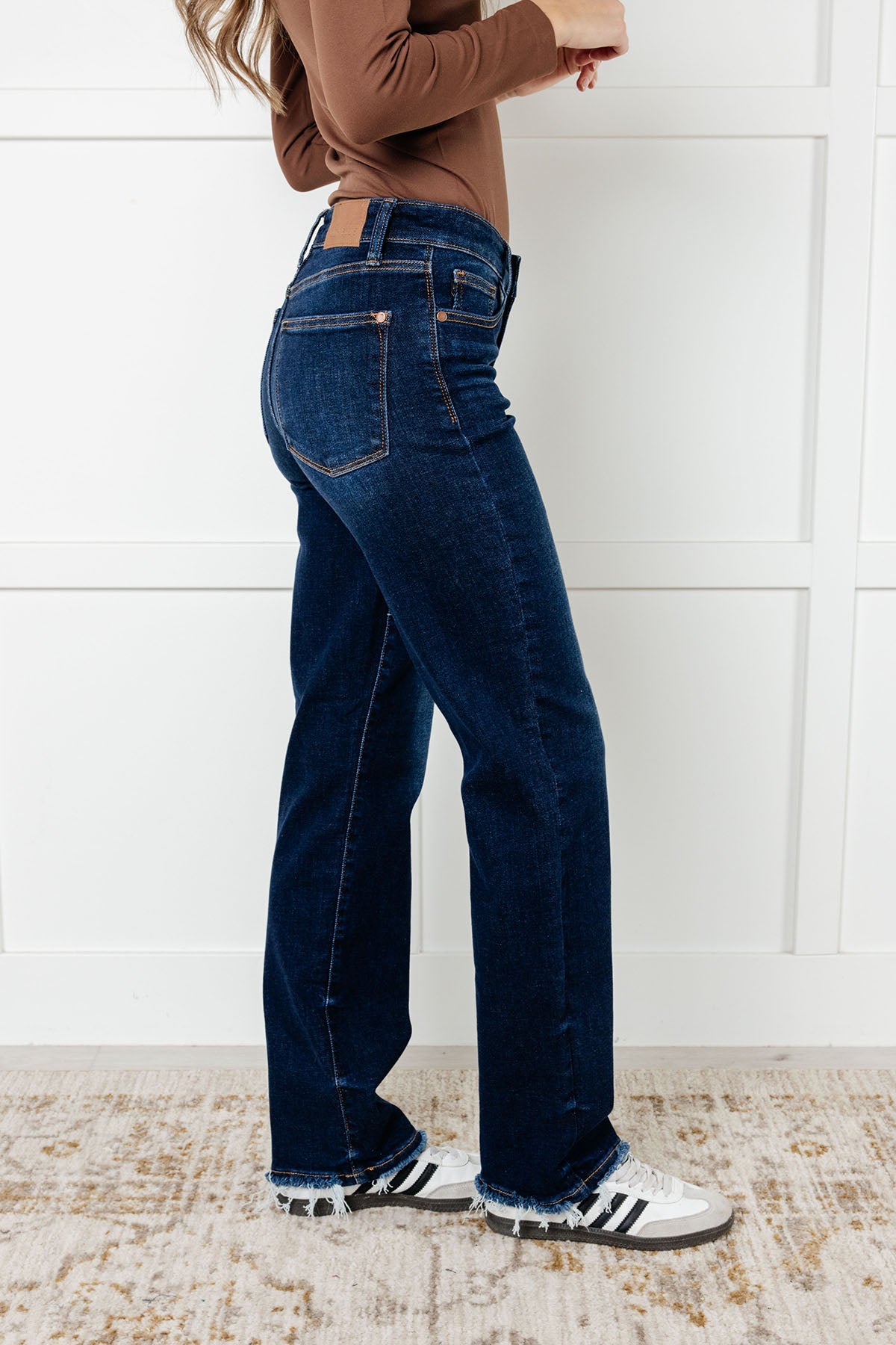 Jacqueline Mid Rise Frayed Hem Straight Leg Jean - Charming Charlie