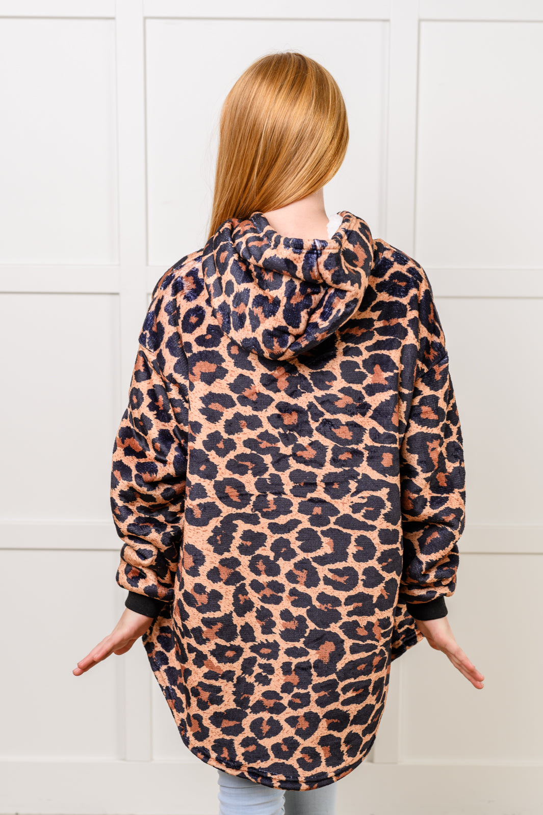 Kids Oversized Hoodie Blanket in Leopard - Charming Charlie