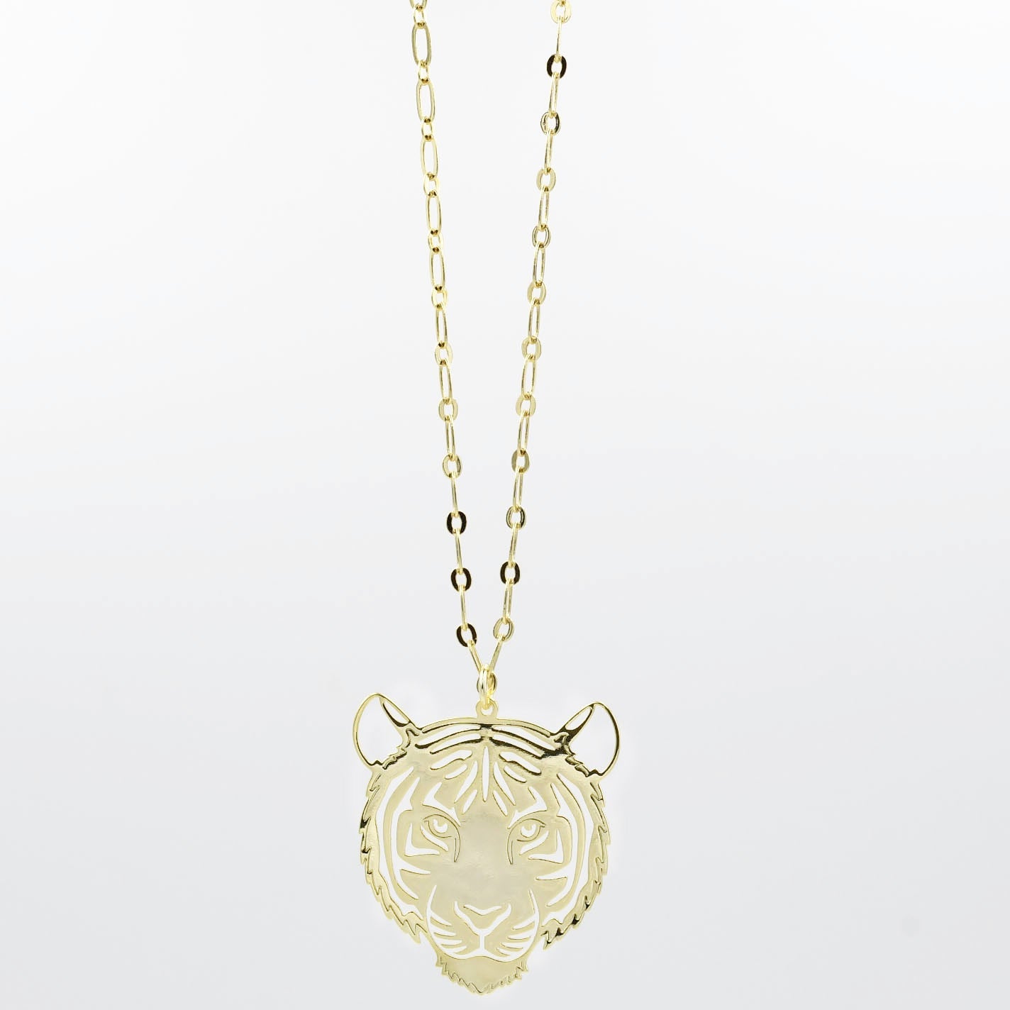 dainty gold necklace, layered design, boutique wholesale, womens accessories, statement piece, trendy style, waterproof, hypoallergenic, tarnish free