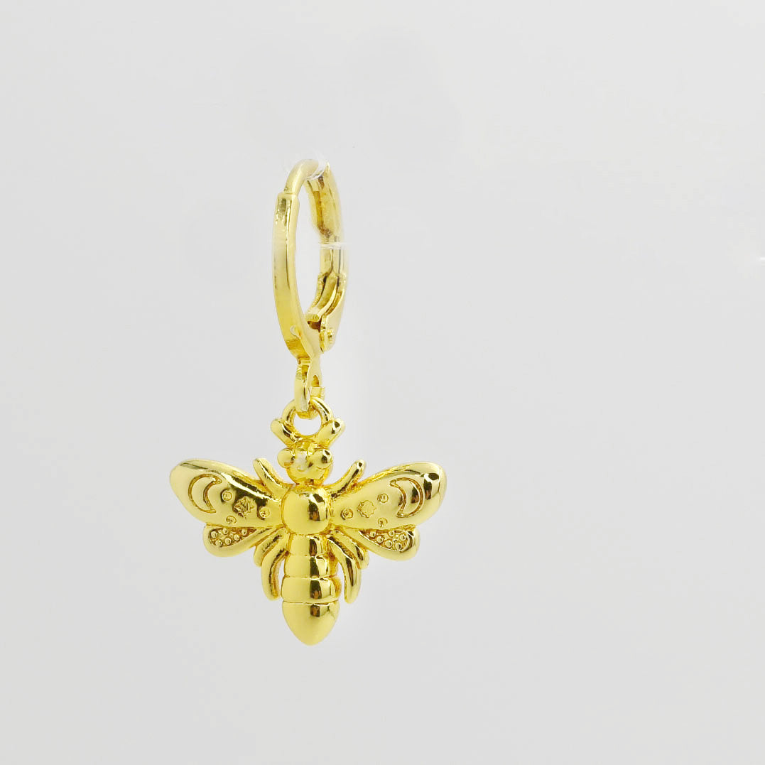 Little Bee Charm CH-14 - Charming Charlie