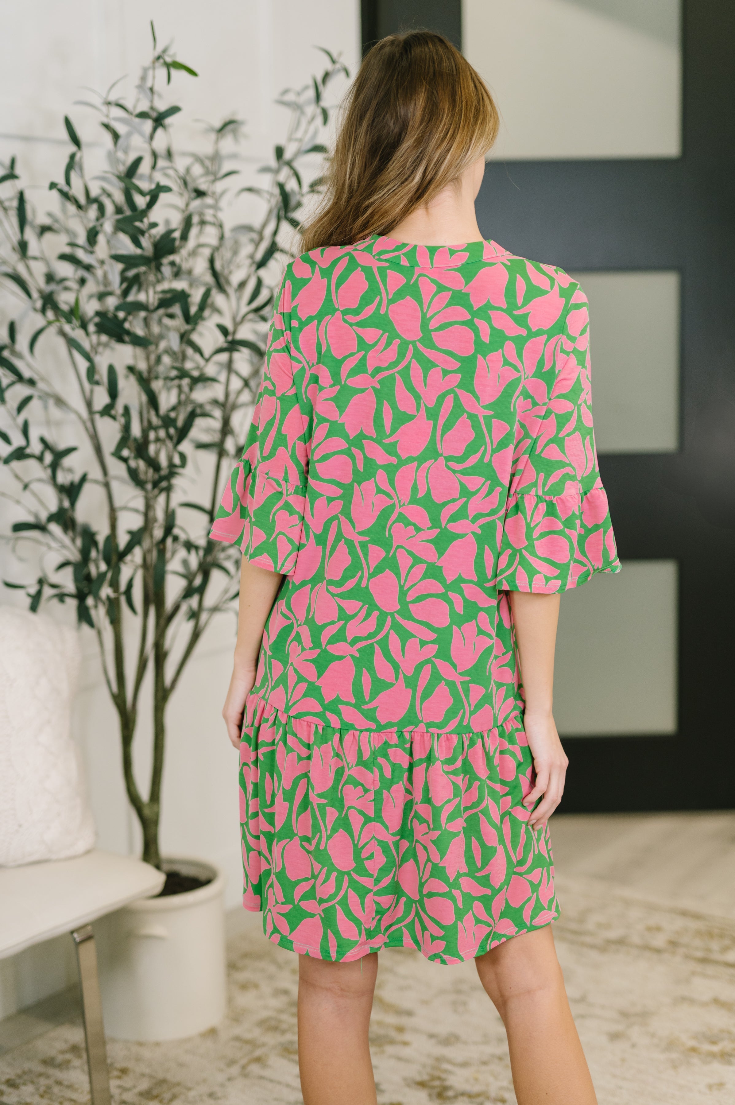 Lizzy Sunday Dress in Emerald Abstract Floral- 3/3/2026 NEW - Charming Charlie