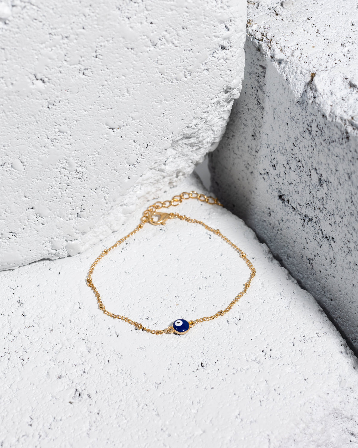Goldtone Bracelet with Icon - Charming Charlie