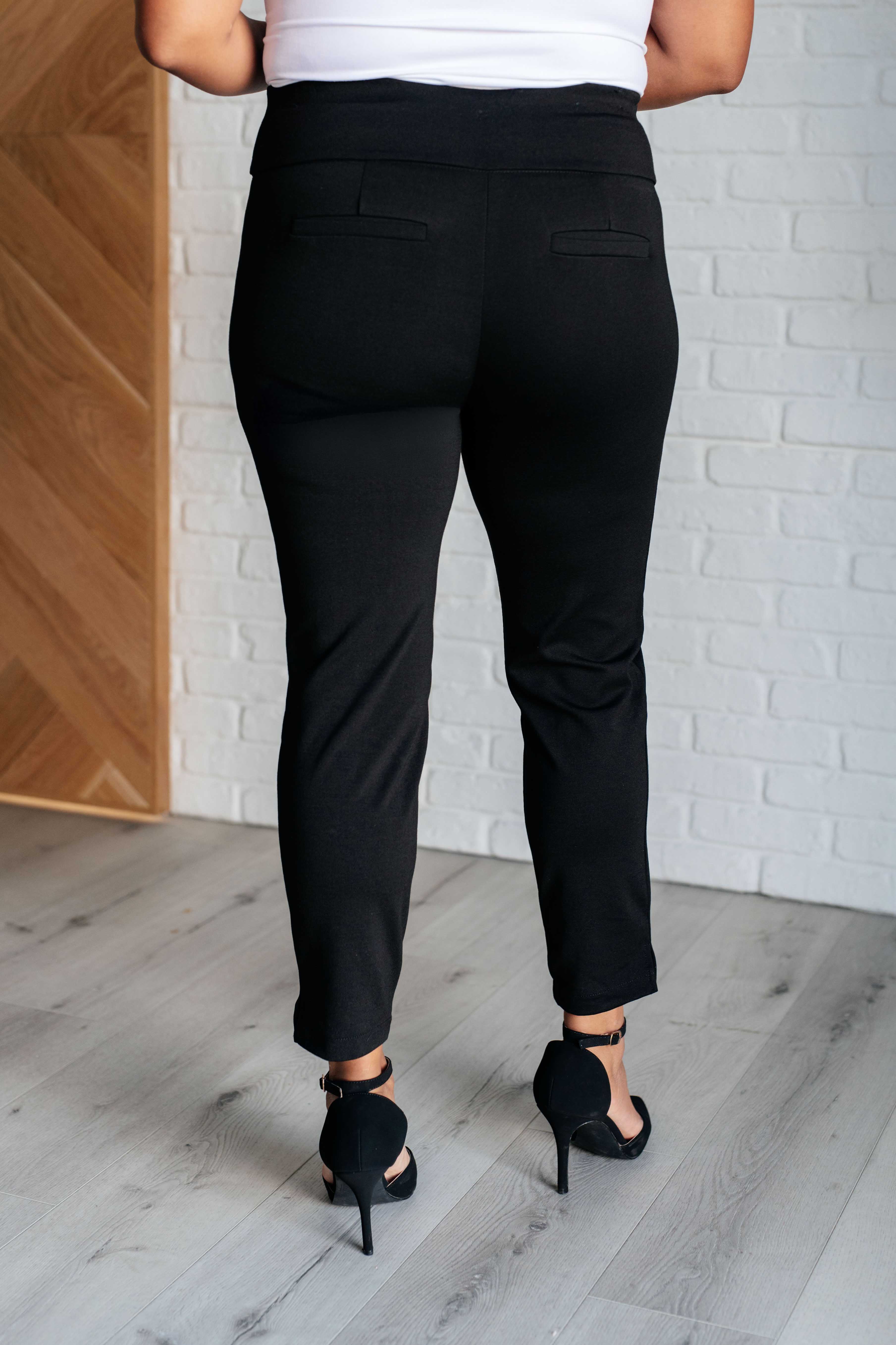 Magic Ankle Crop Skinny Pants in Black - Charming Charlie