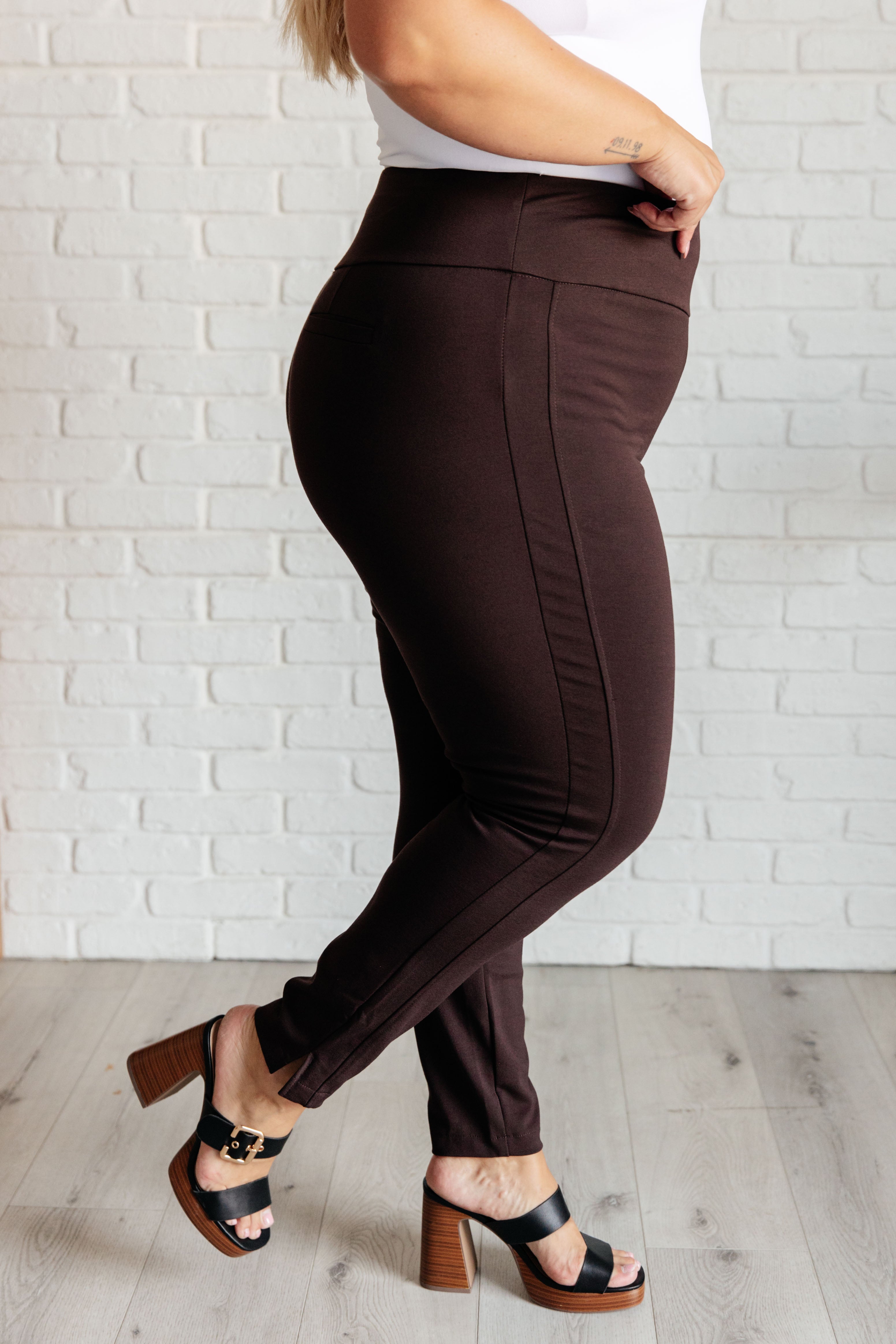 Magic Skinny 28" Pants in Chocolate - Charming Charlie