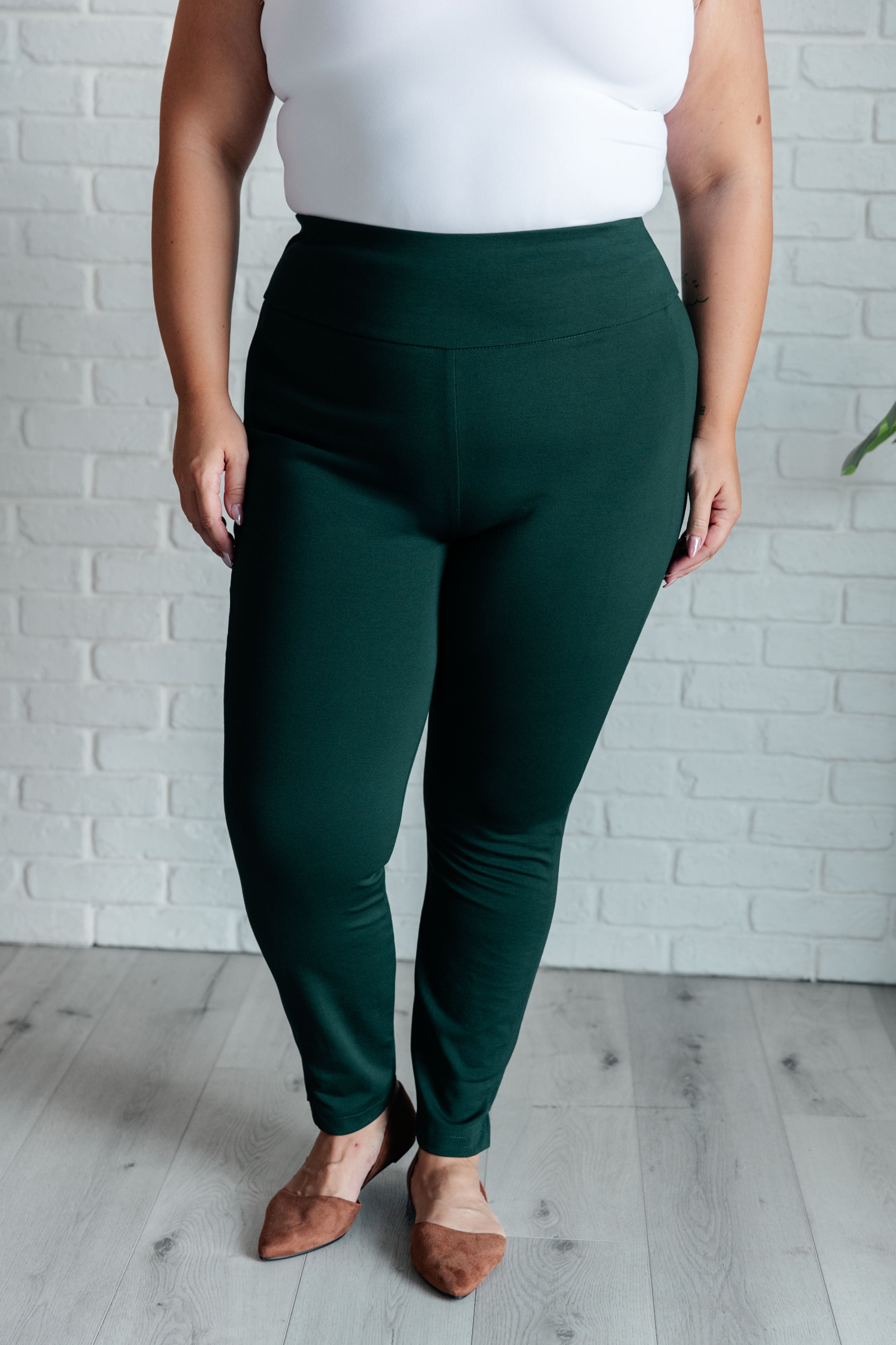 Magic Skinny 28" Pants in Hunter Green - Charming Charlie