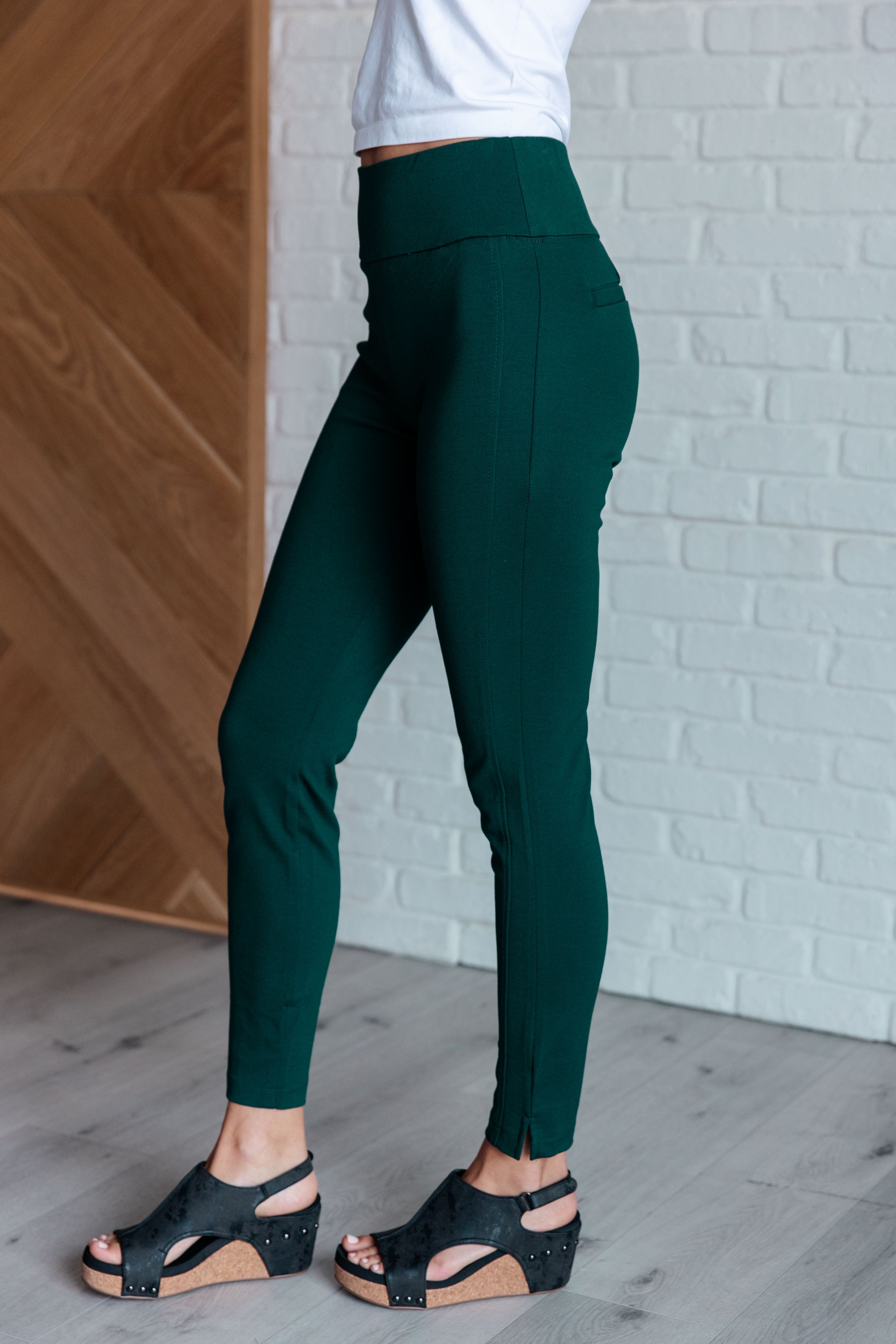 Magic Skinny 28" Pants in Hunter Green - Charming Charlie