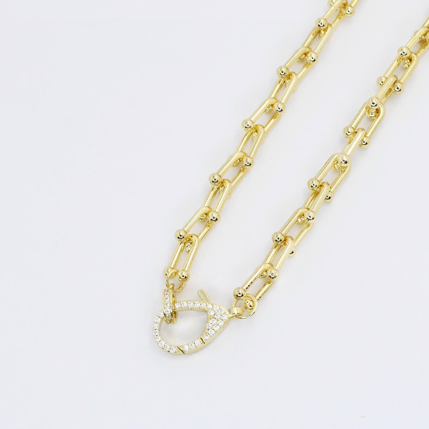 dainty gold necklace, layered design, boutique wholesale, womens accessories, statement piece, trendy style, waterproof, hypoallergenic, tarnish free,pearls