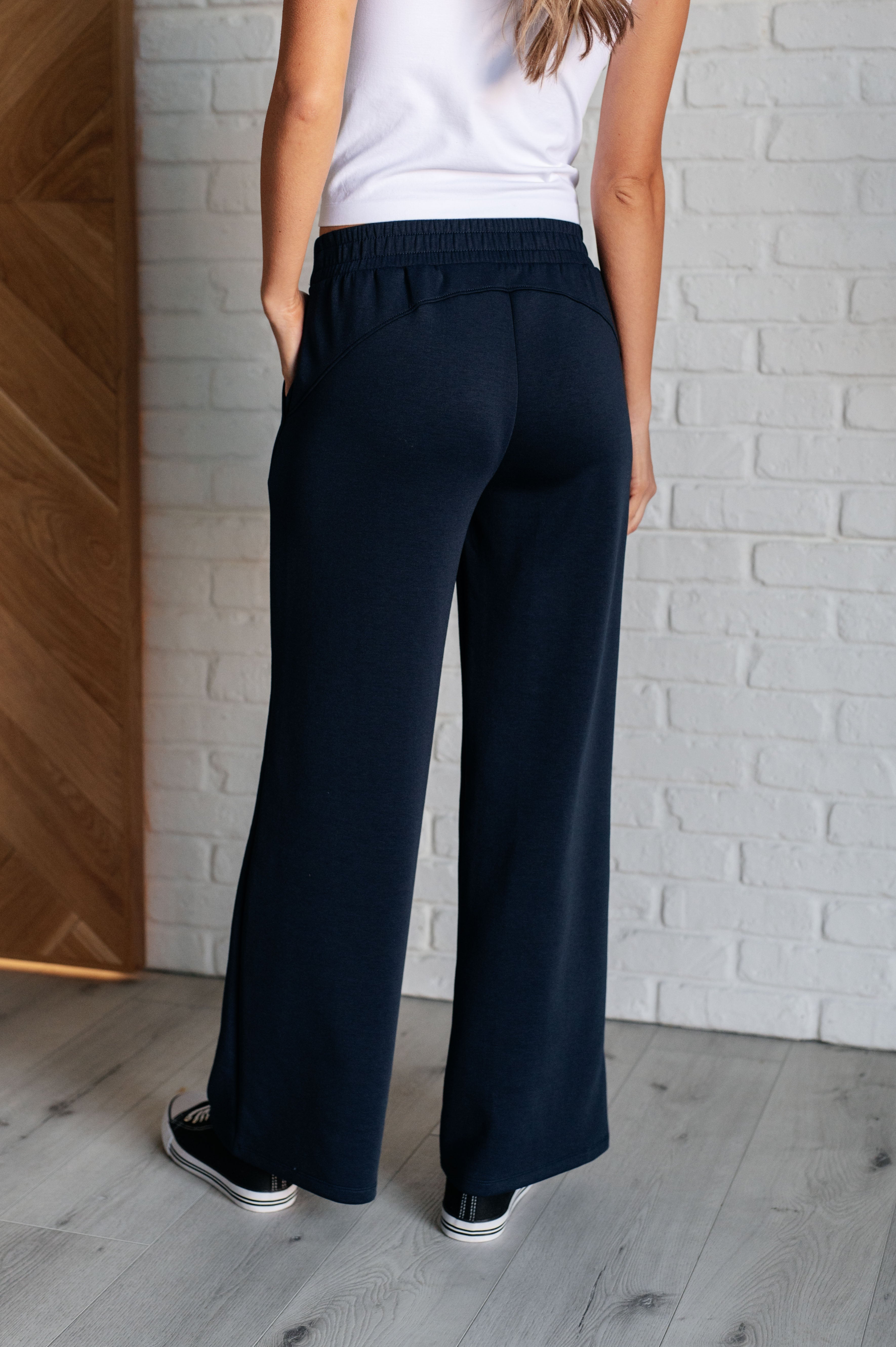 Resort Travel Wide Leg Crop Pant in Navy - Charming Charlie