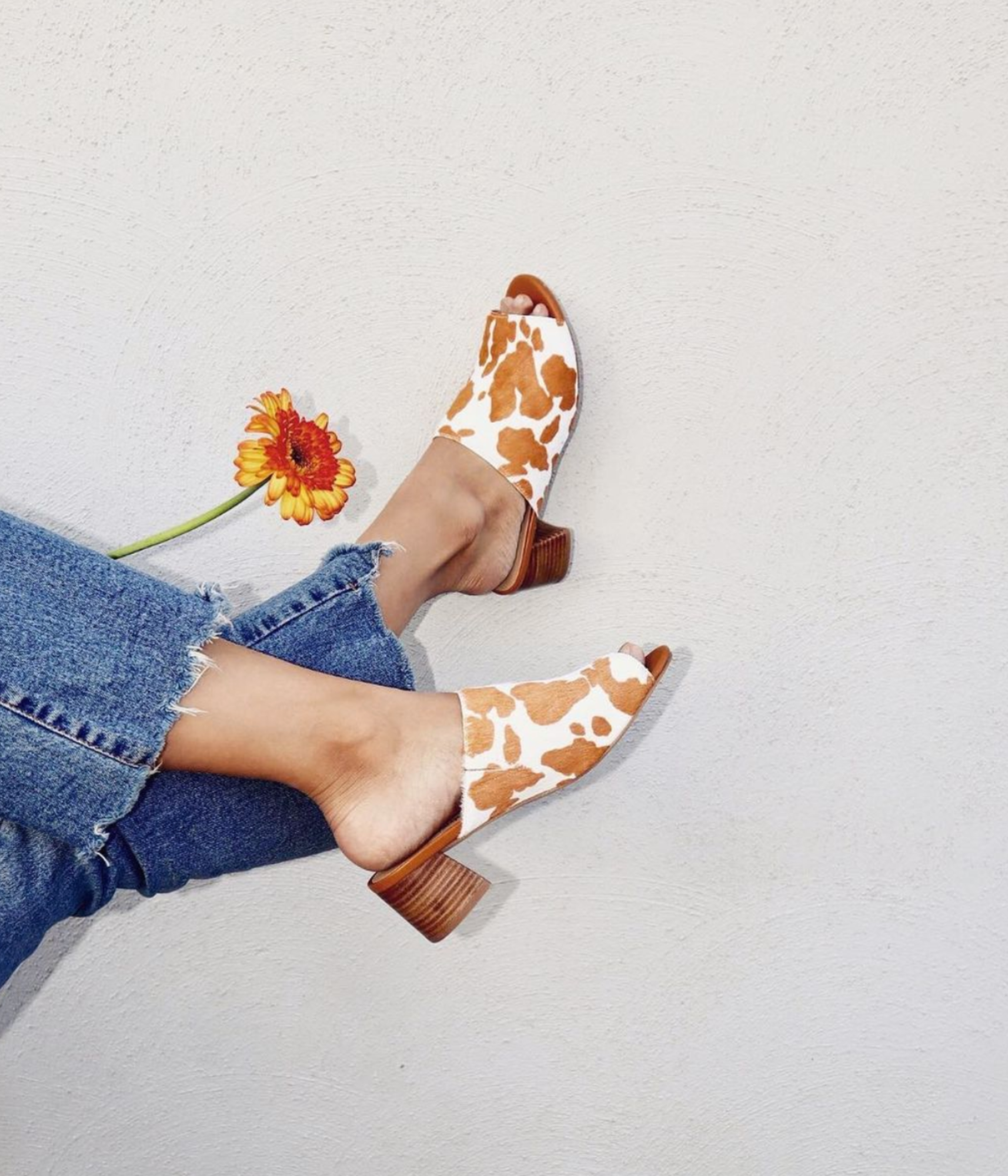 Richwood Peeptoe Tan and White Cowhide Slide - Charming Charlie