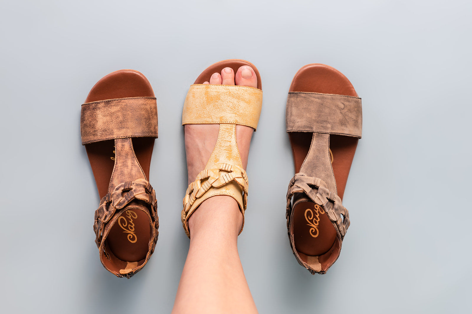 Loop D Loop Sandals in White - Charming Charlie